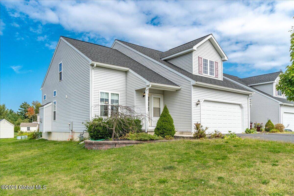 Halfmoon, NY 12065,3A Breezy Pointe Drive