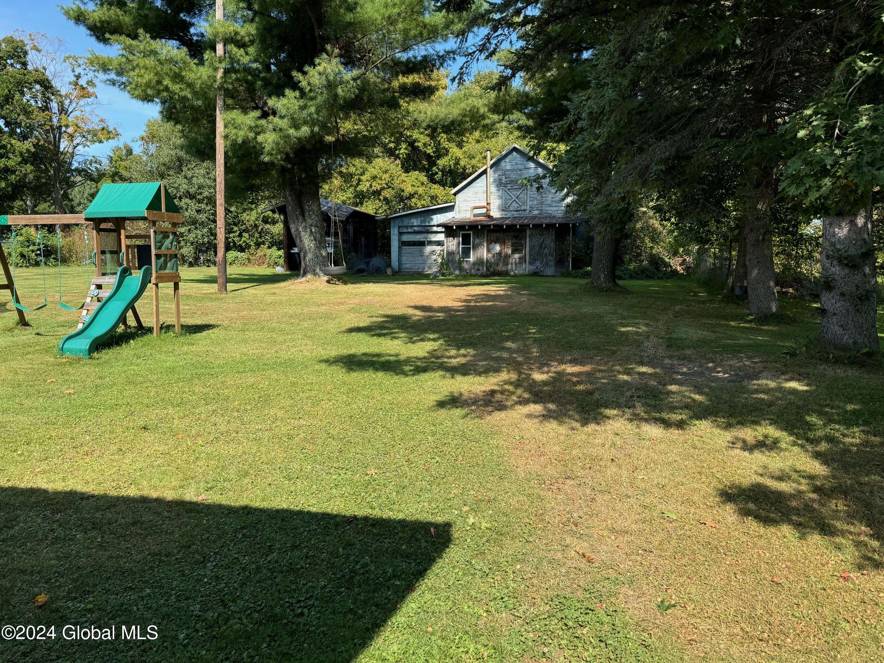 Moriah, NY 12956,148 Joyce Road