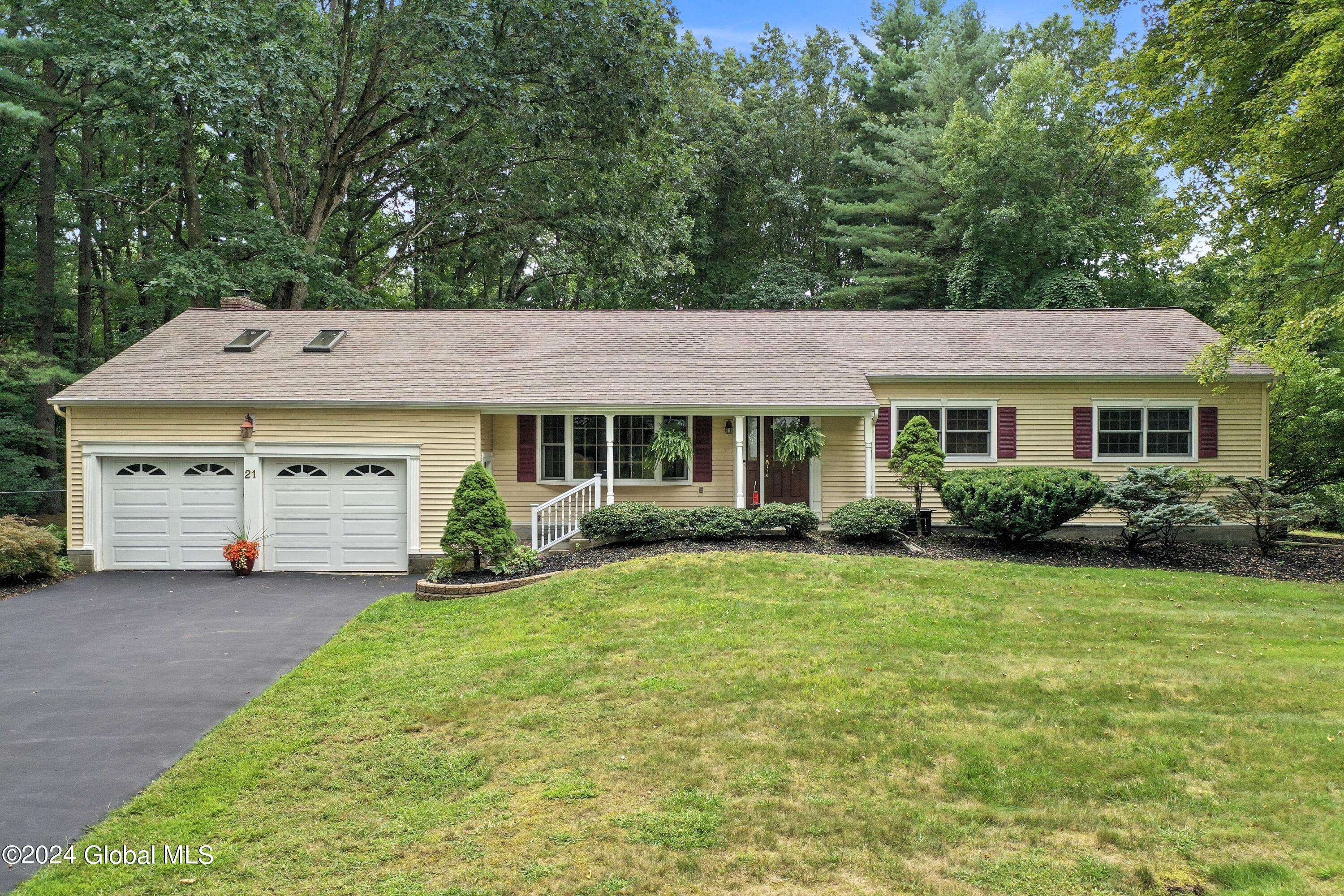 Clifton Park, NY 12065,21 Valencia Lane