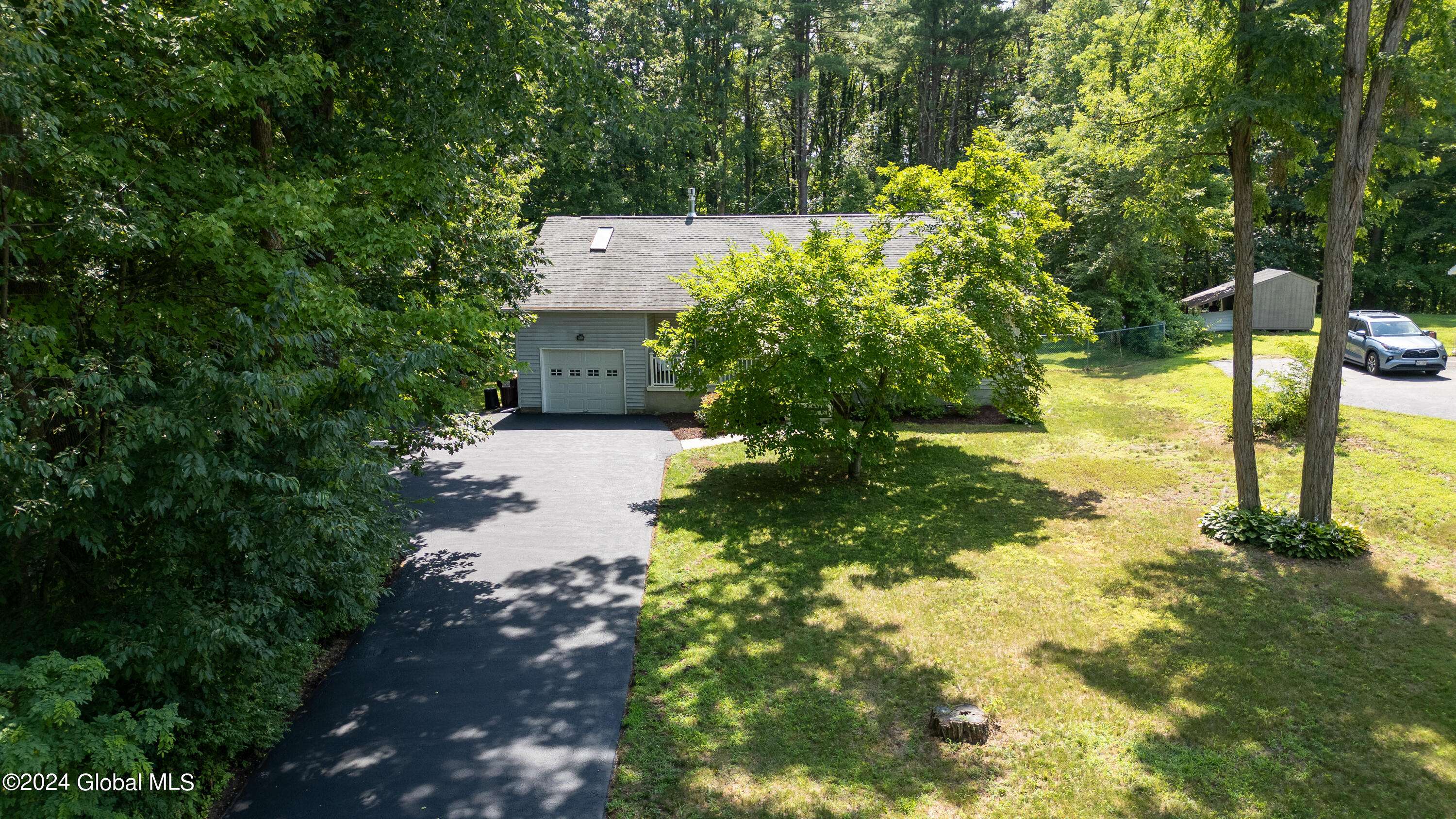 Malta, NY 12020,10 Raspberry Drive