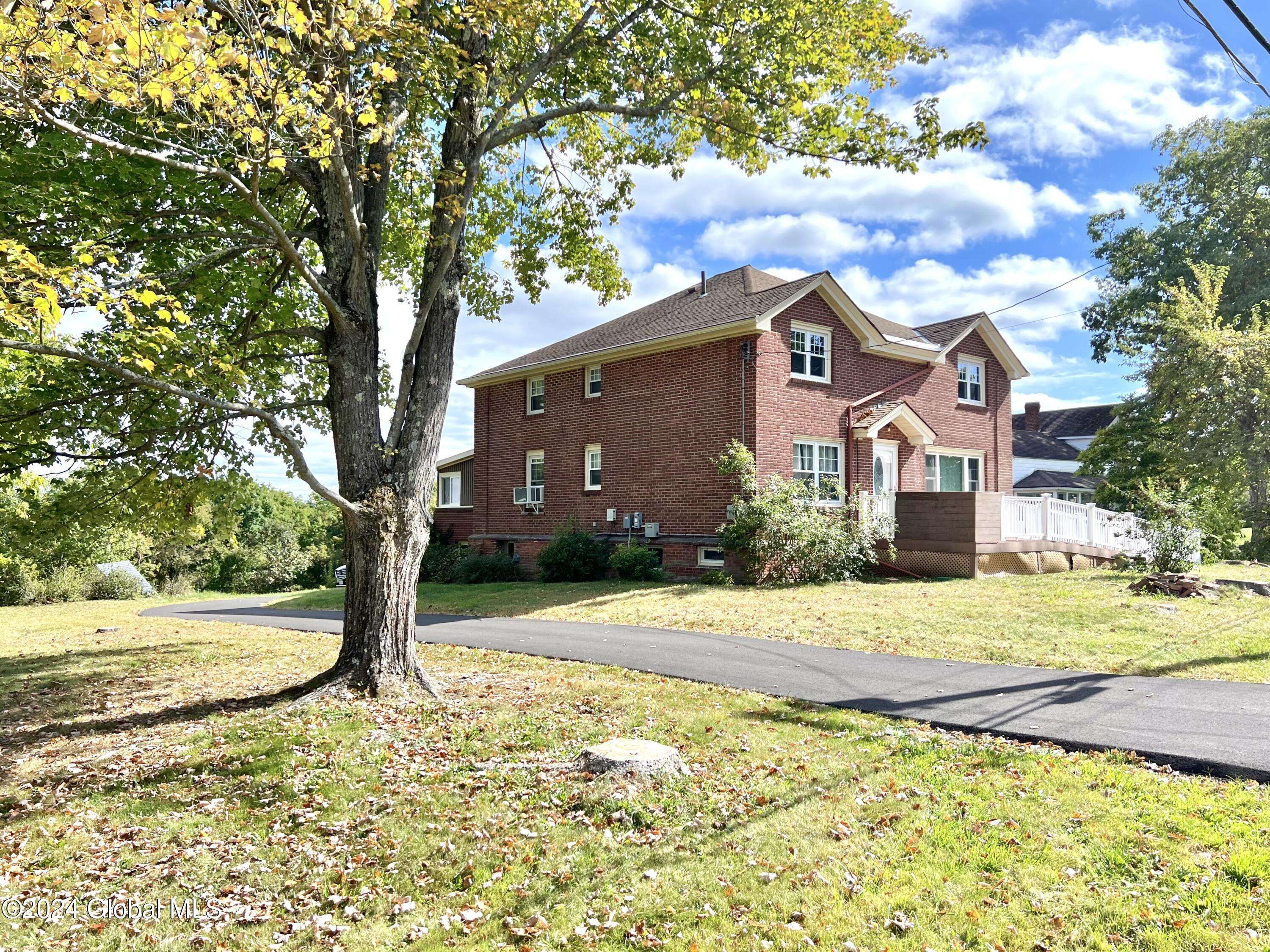 Coxsackie, NY 12051,2236 SR 385