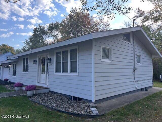 Niskayuna, NY 12304,332 Ferris Rd