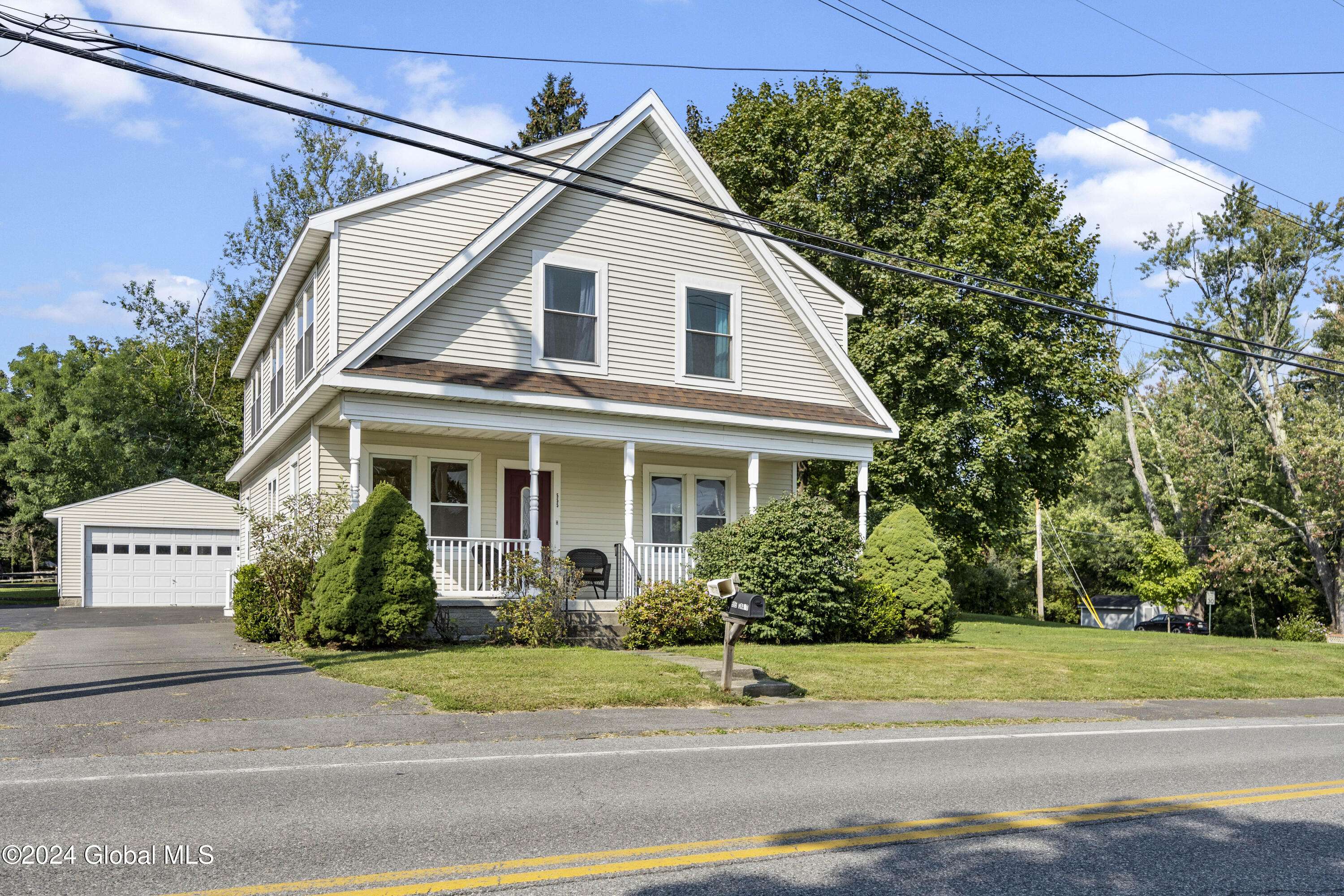 Bethlehem, NY 12158,555 S Albany Road