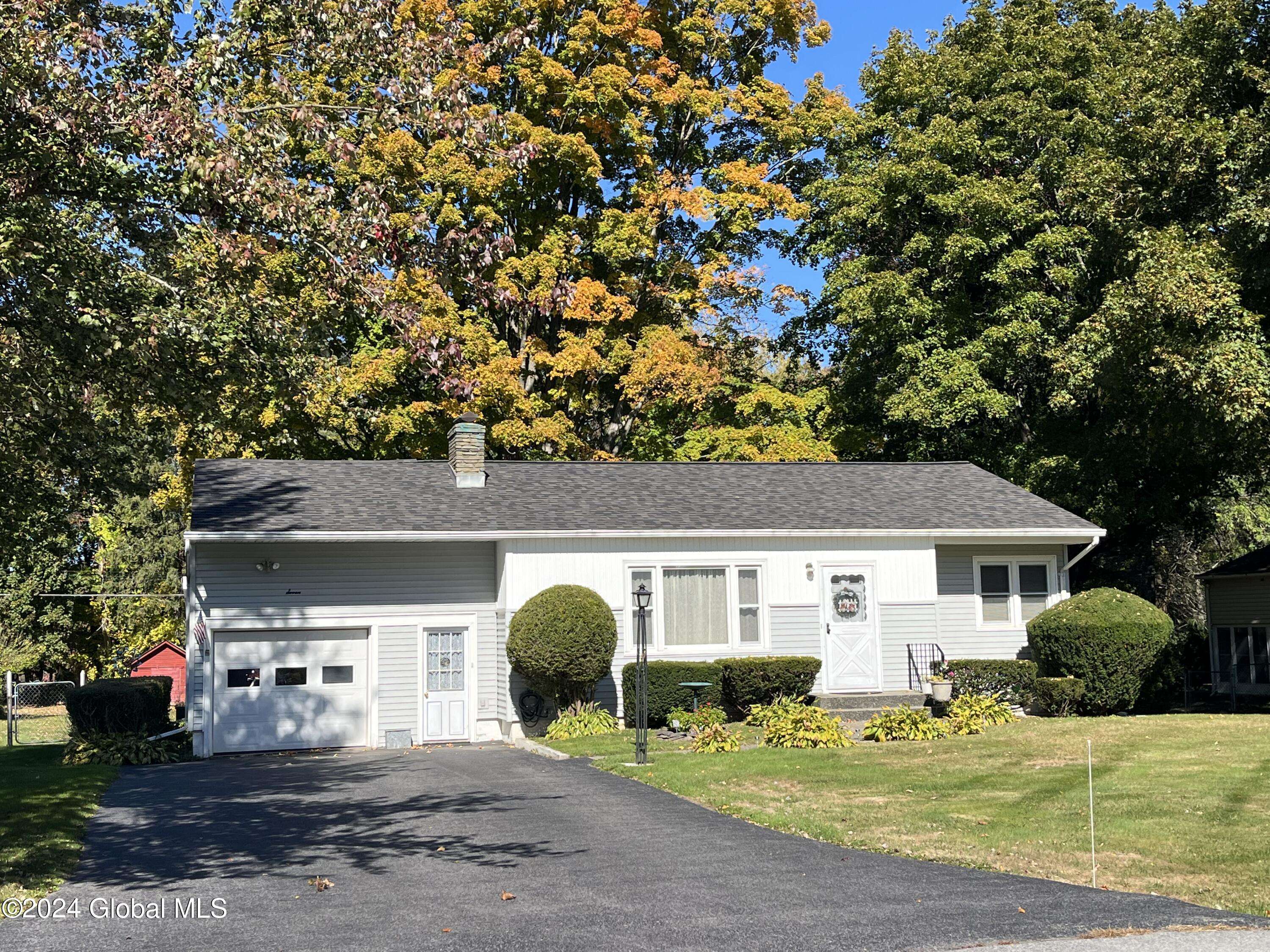 Charlton, NY 12019,7 Callaghan Boulevard