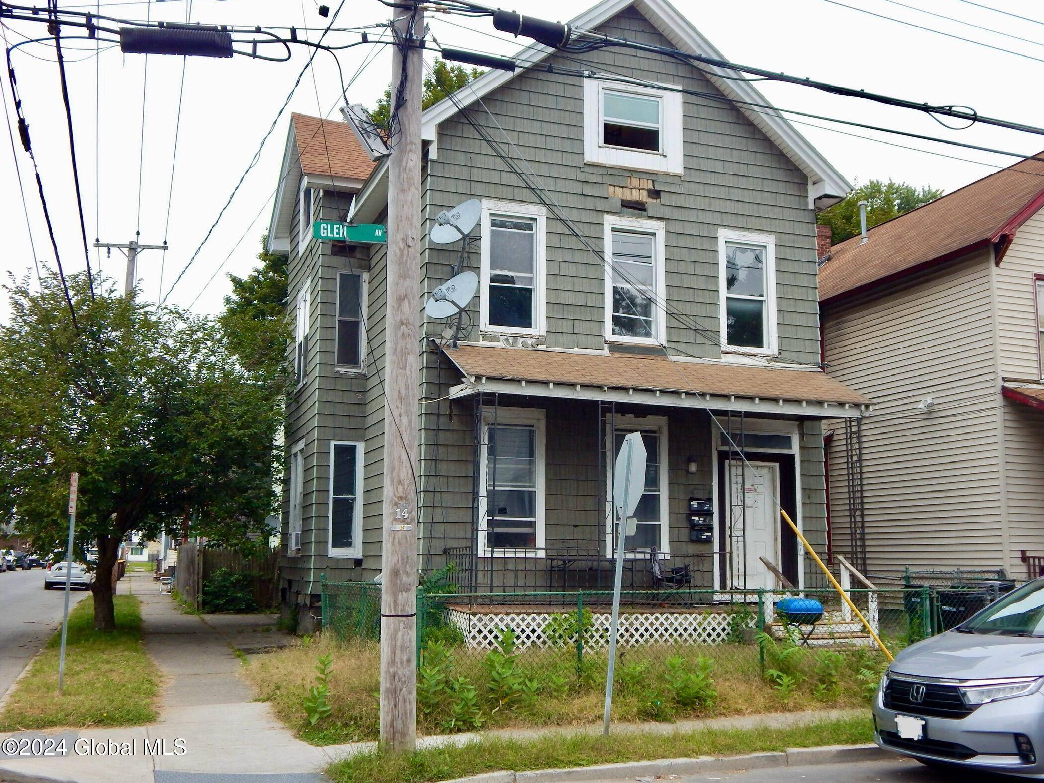 Troy, NY 12180,19 Glen Avenue