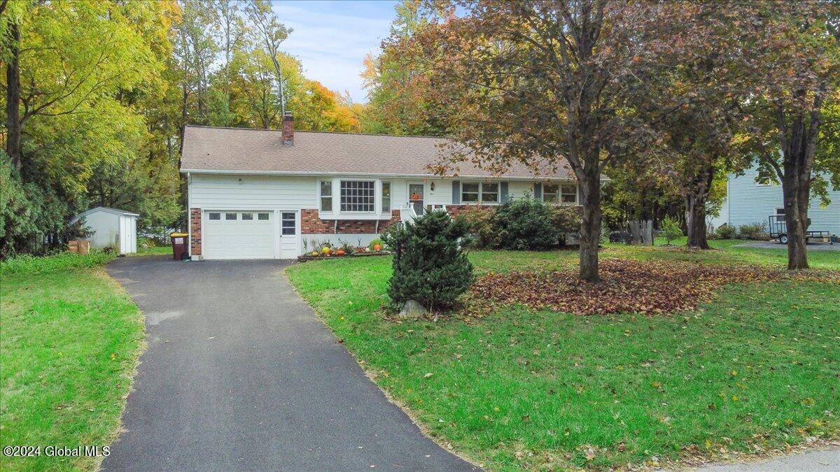 Clifton Park, NY 12019,4 Gretel Terrace