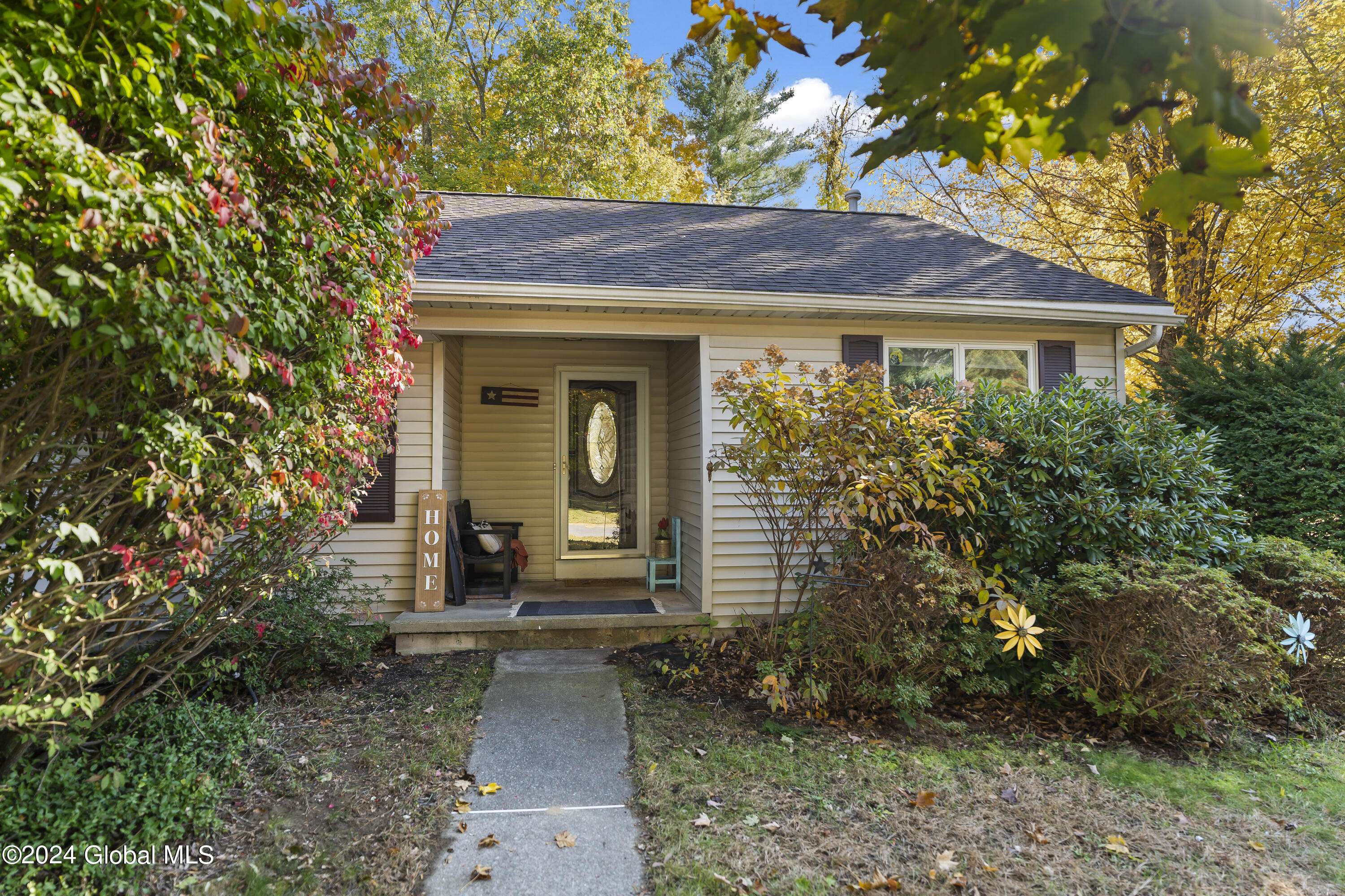 Ballston Spa, NY 12020,554 Victory Circle