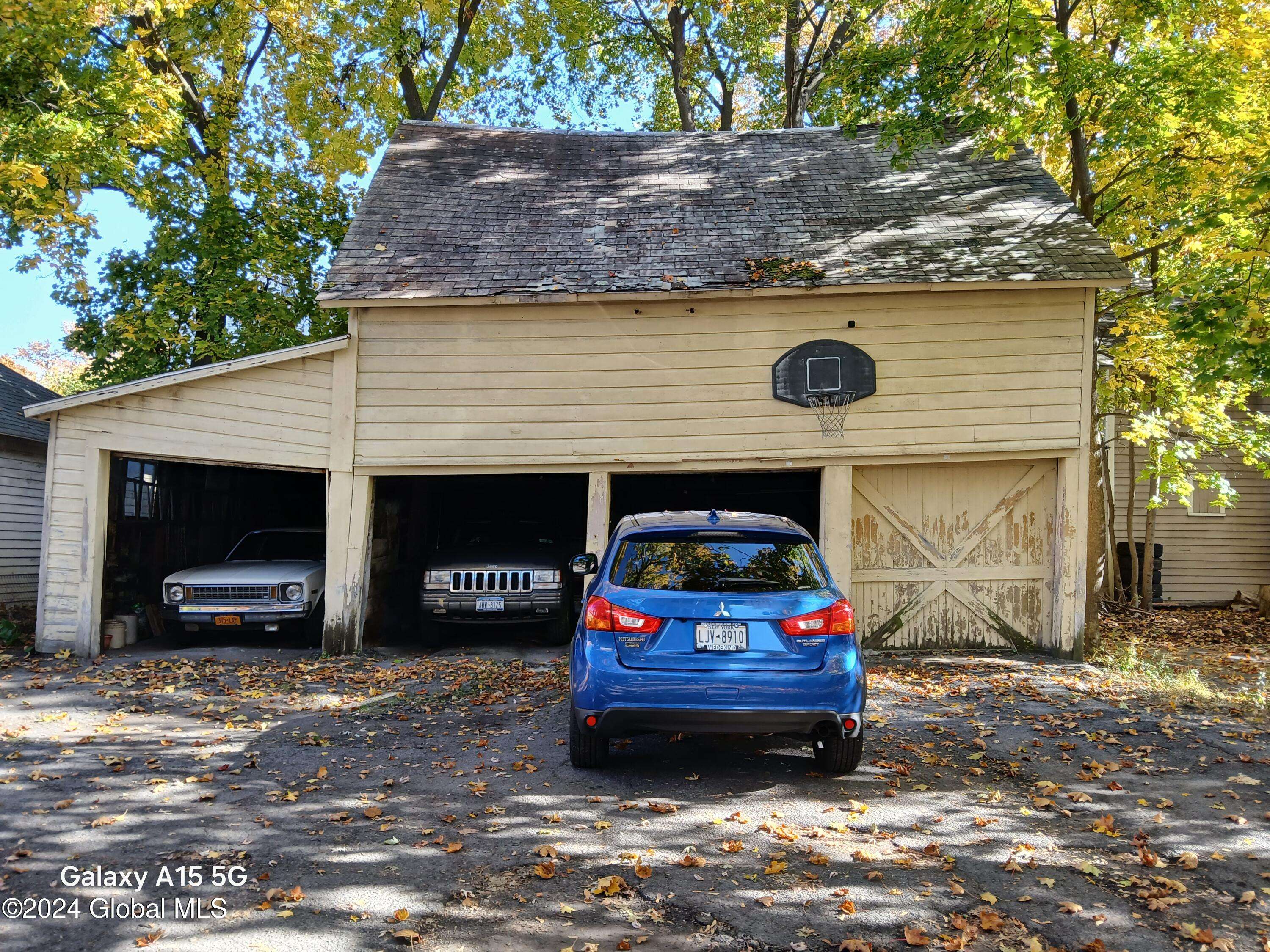 Schenectady, NY 12308,1046 Park Avenue