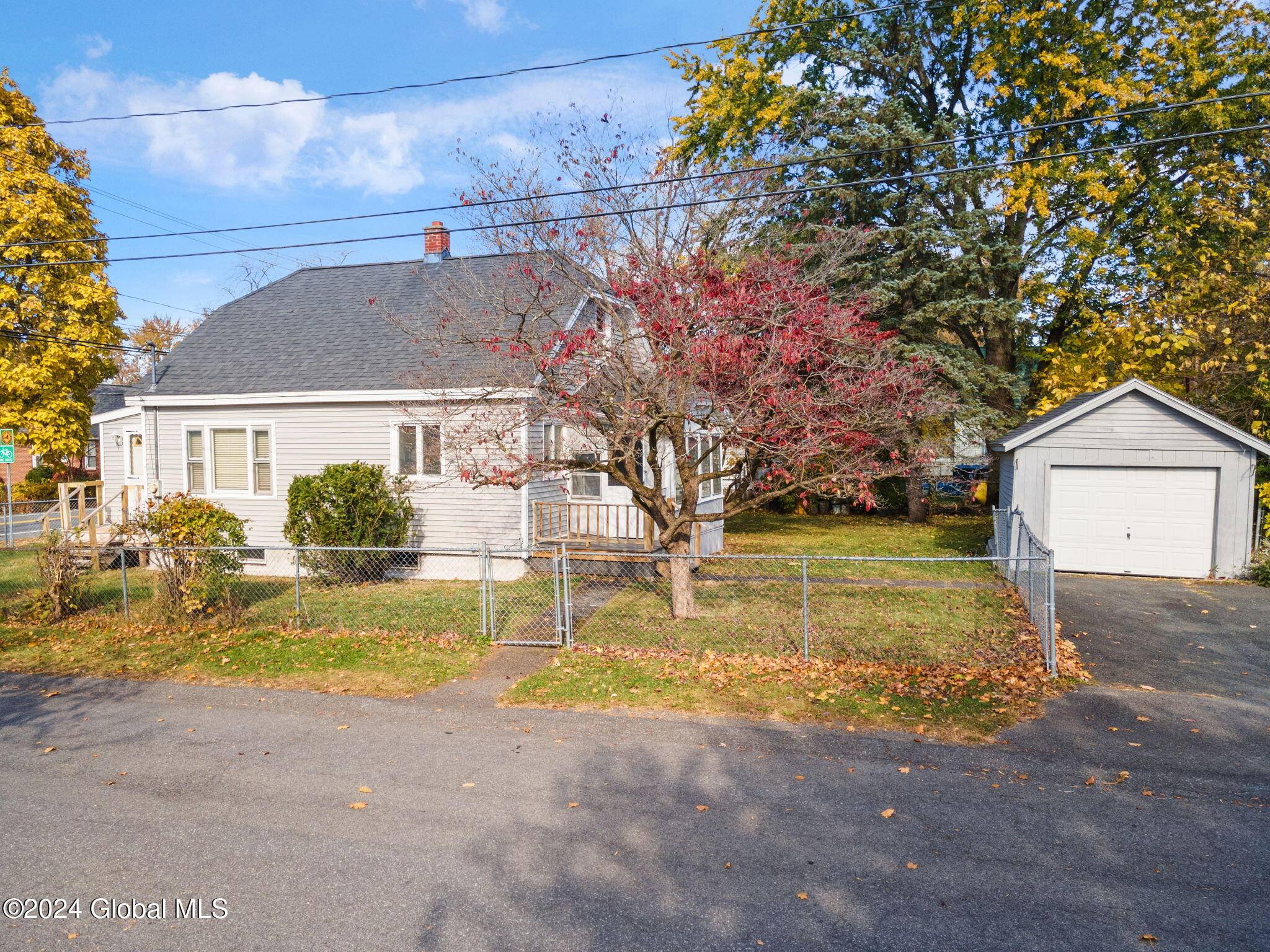 East Greenbush, NY 12144,21 Sherwood Avenue