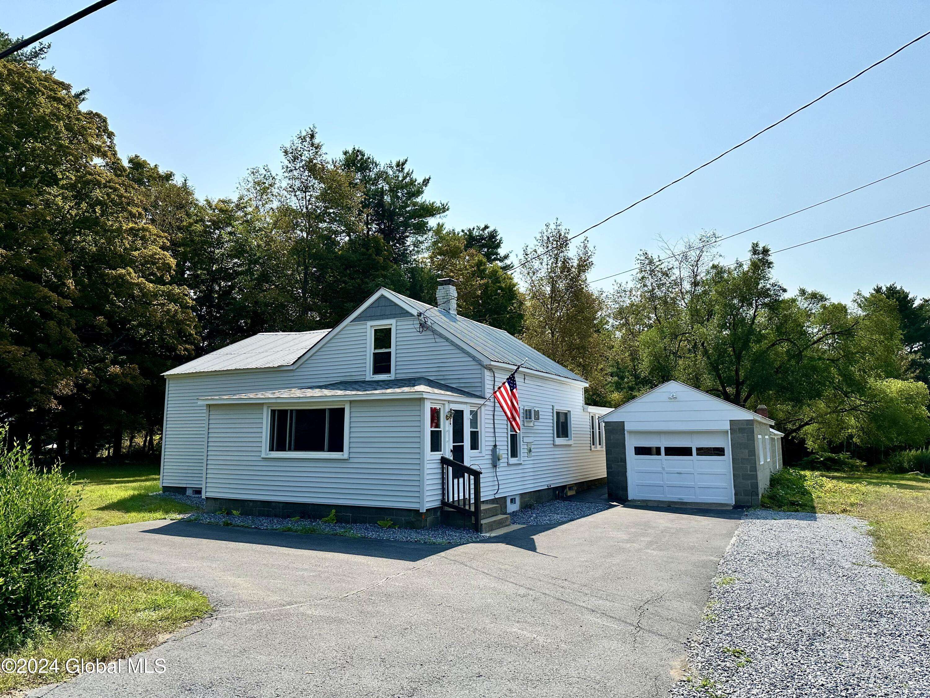 Lake Luzerne, NY 12846,1965 Call Street