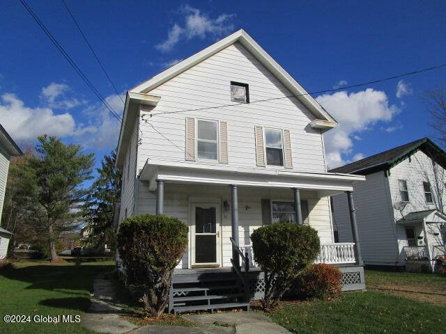 Whitehall, NY 12887,11 Adams Street