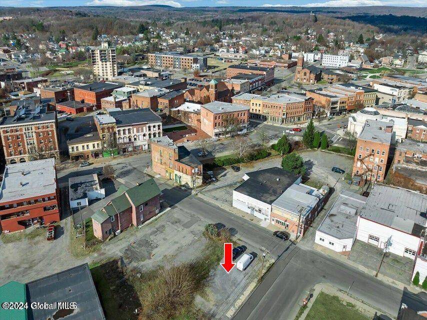 Gloversville, NY 12078,16 Washington Street