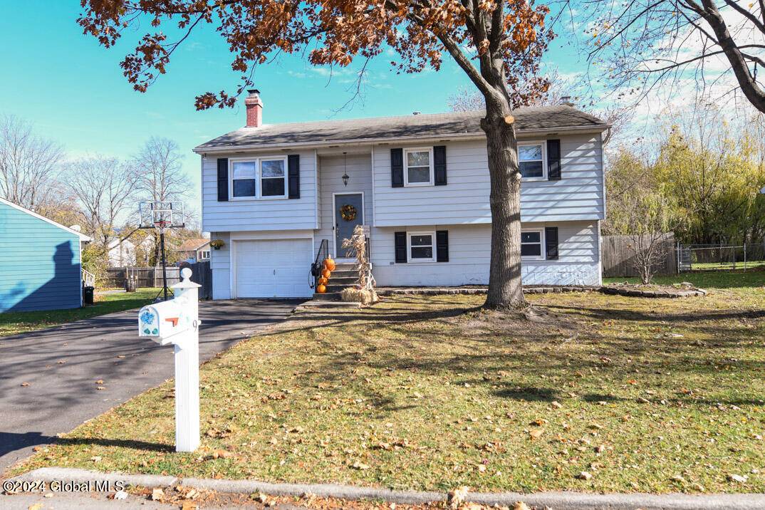 Cohoes, NY 12047,9 Arthur Drive