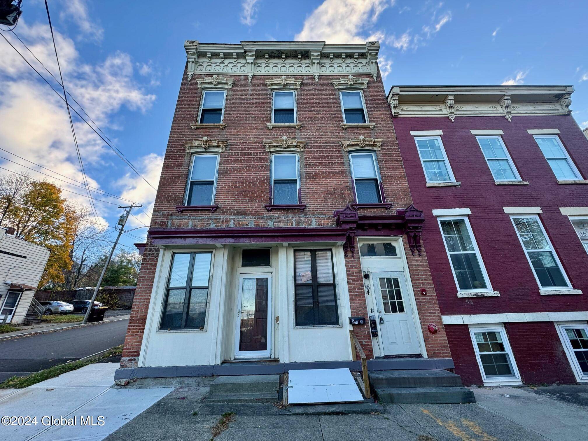 Troy, NY 12180,164 9th Street