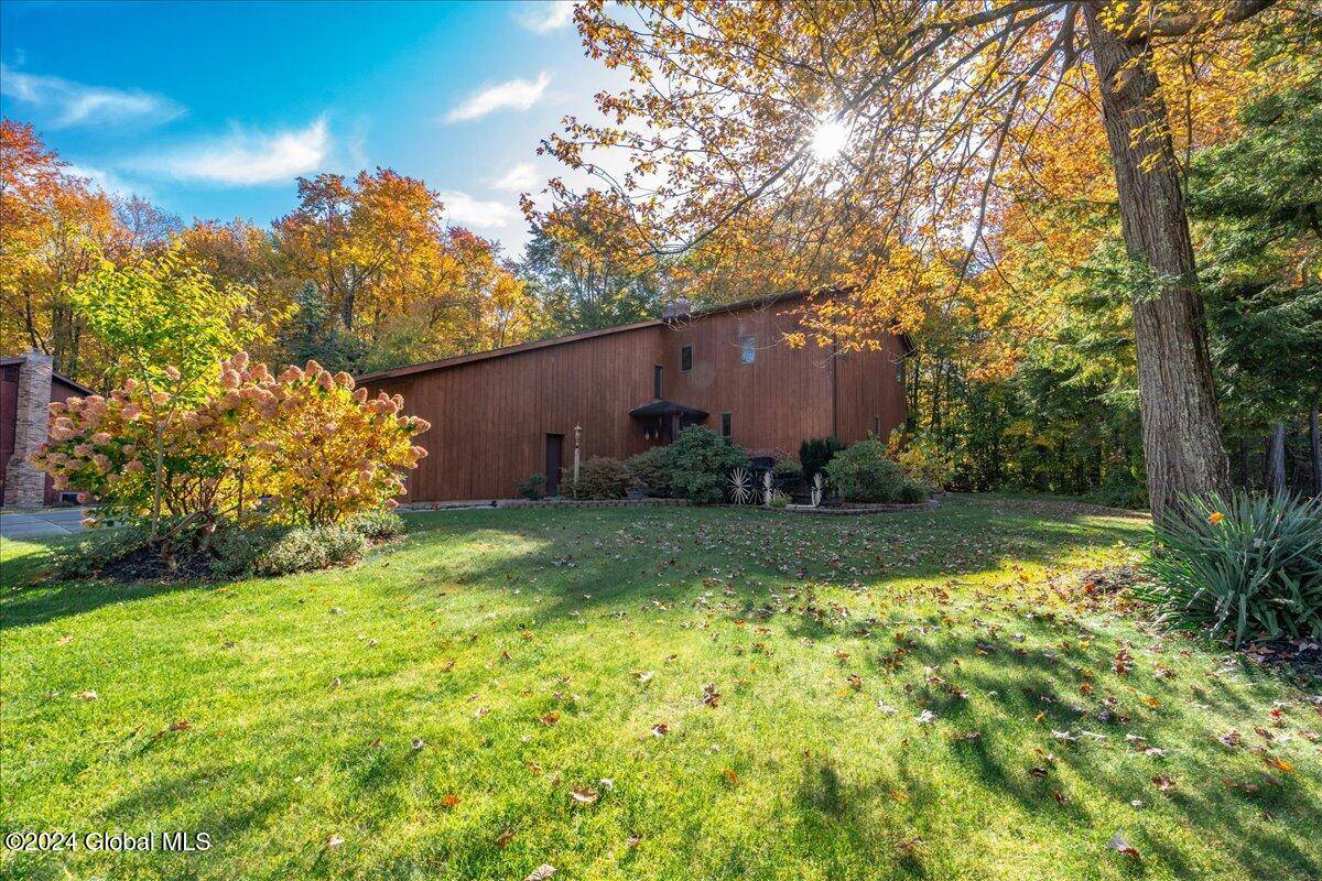 Guilderland, NY 12303,24 Christina Drive