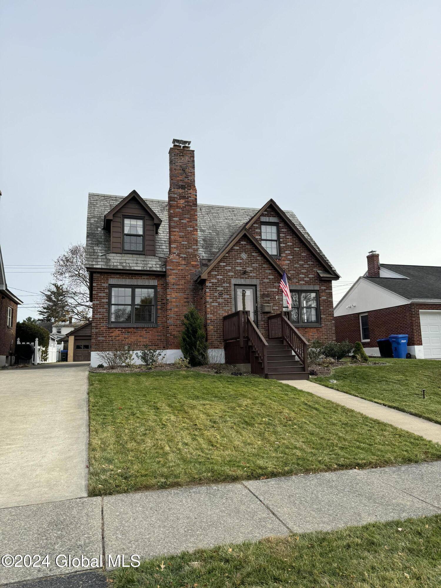 Albany, NY 12209,127 Fleetwood Avenue