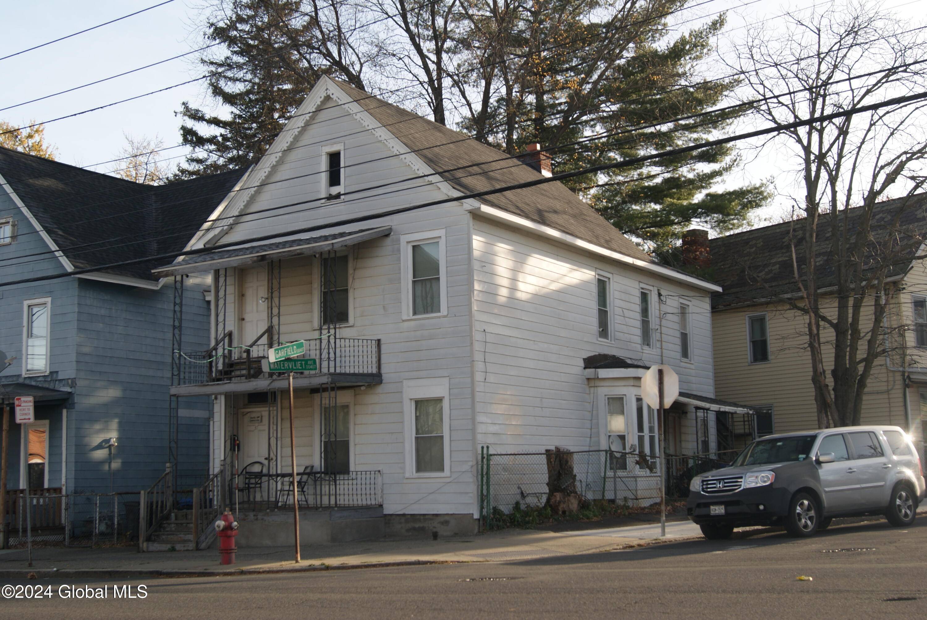 Albany, NY 12206,37 Watervliet Avenue