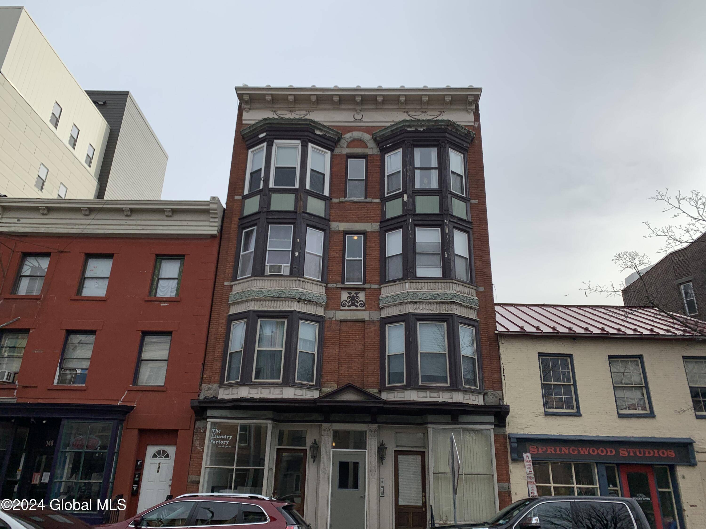 Troy, NY 12180,150 4th Street #2