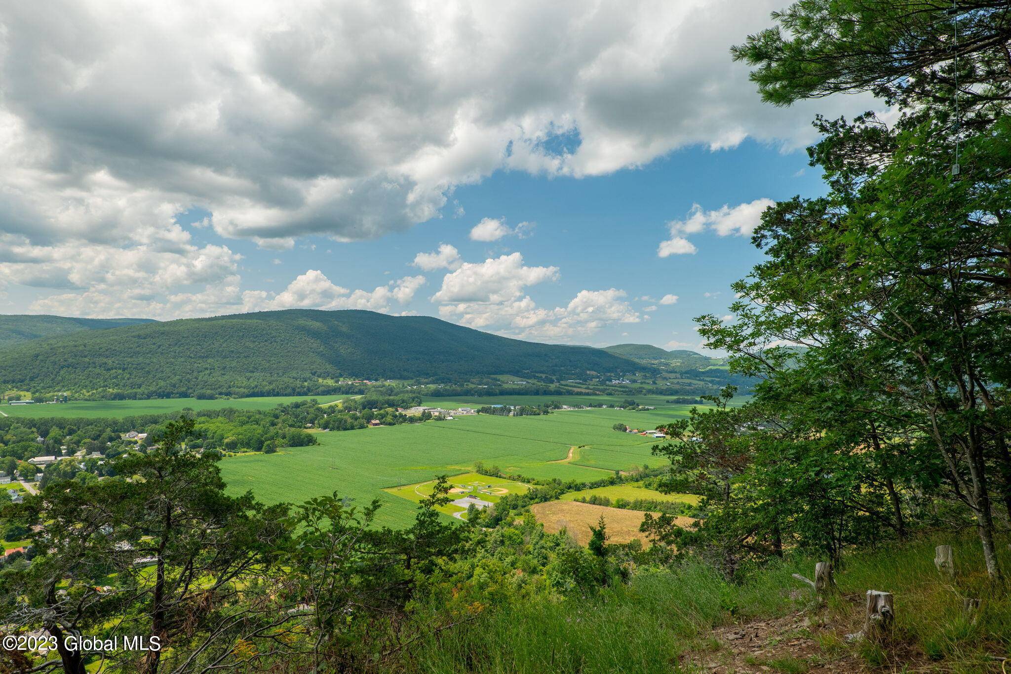 Middleburgh, NY 12122,L16 MT Path