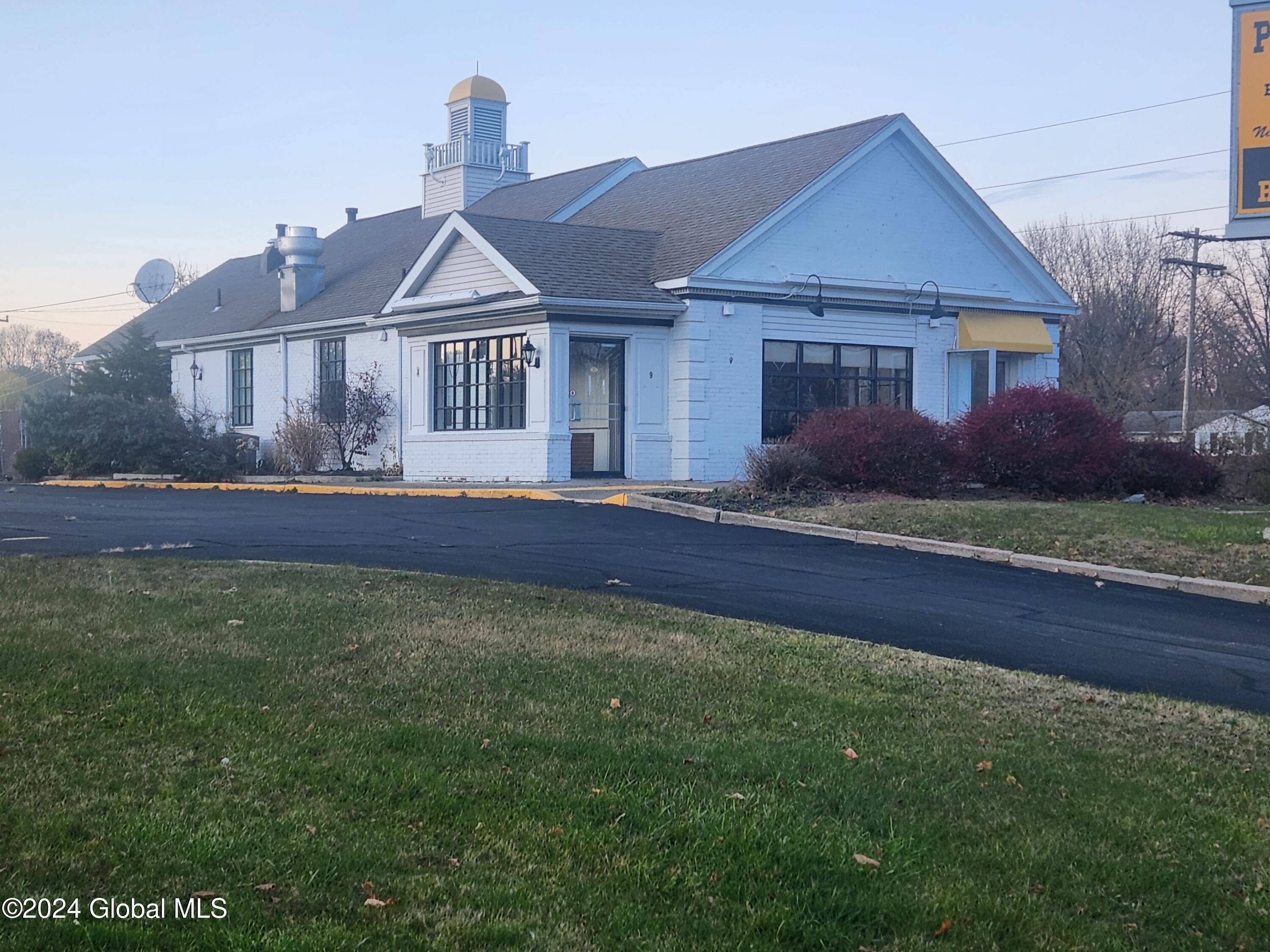 East Greenbush, NY 12061,9 Troy Road