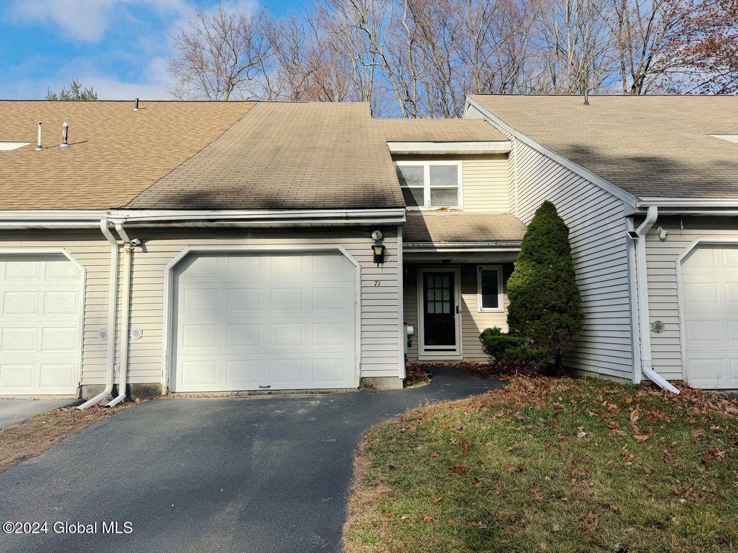 Clifton Park, NY 12065,71 Longwood Drive