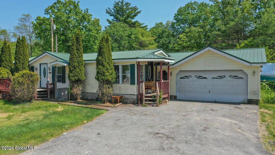 Hague, NY 12836,25/26 Sunset Hill