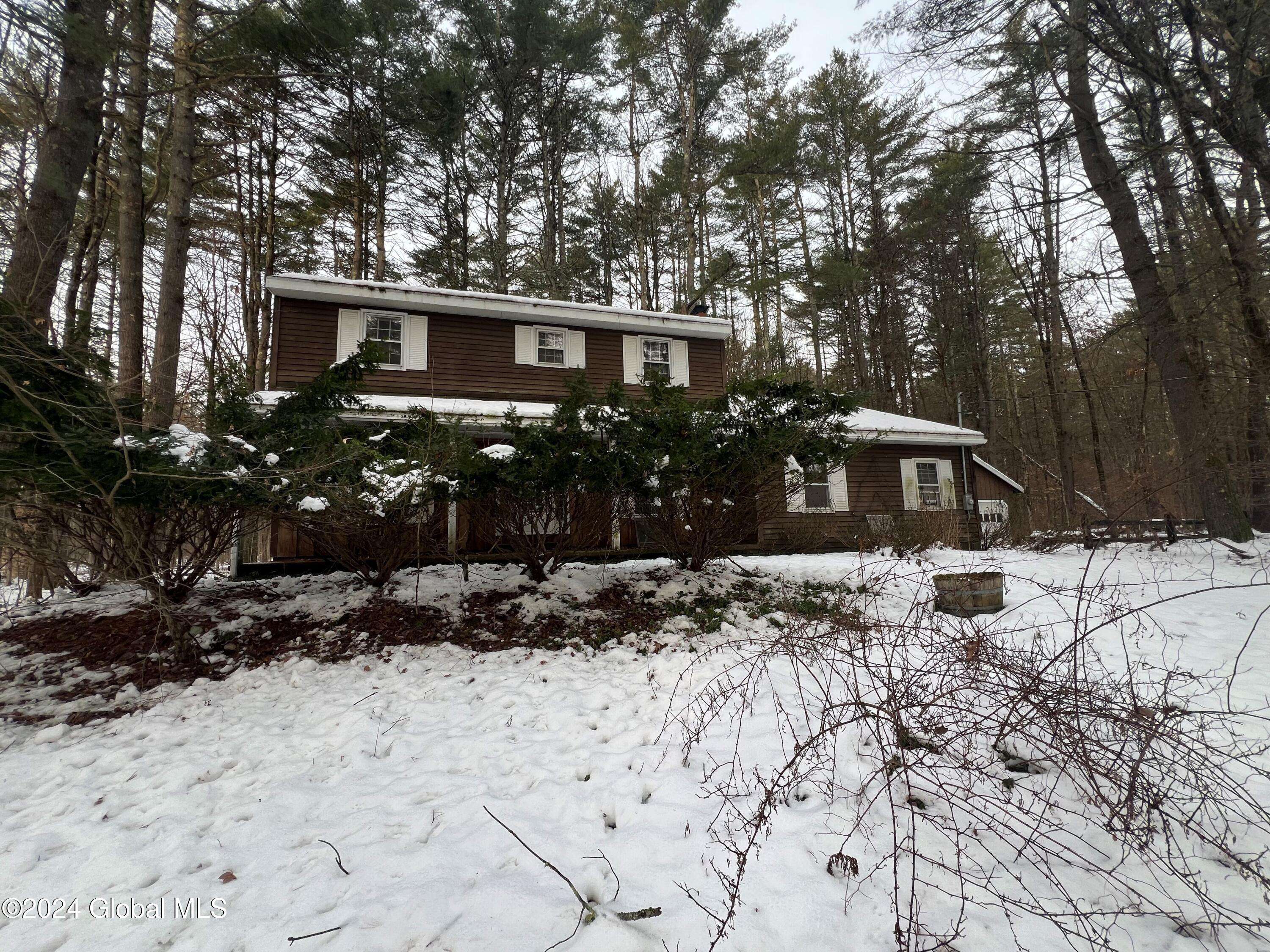 Ballston Spa, NY 12020,1011 Middleline Road