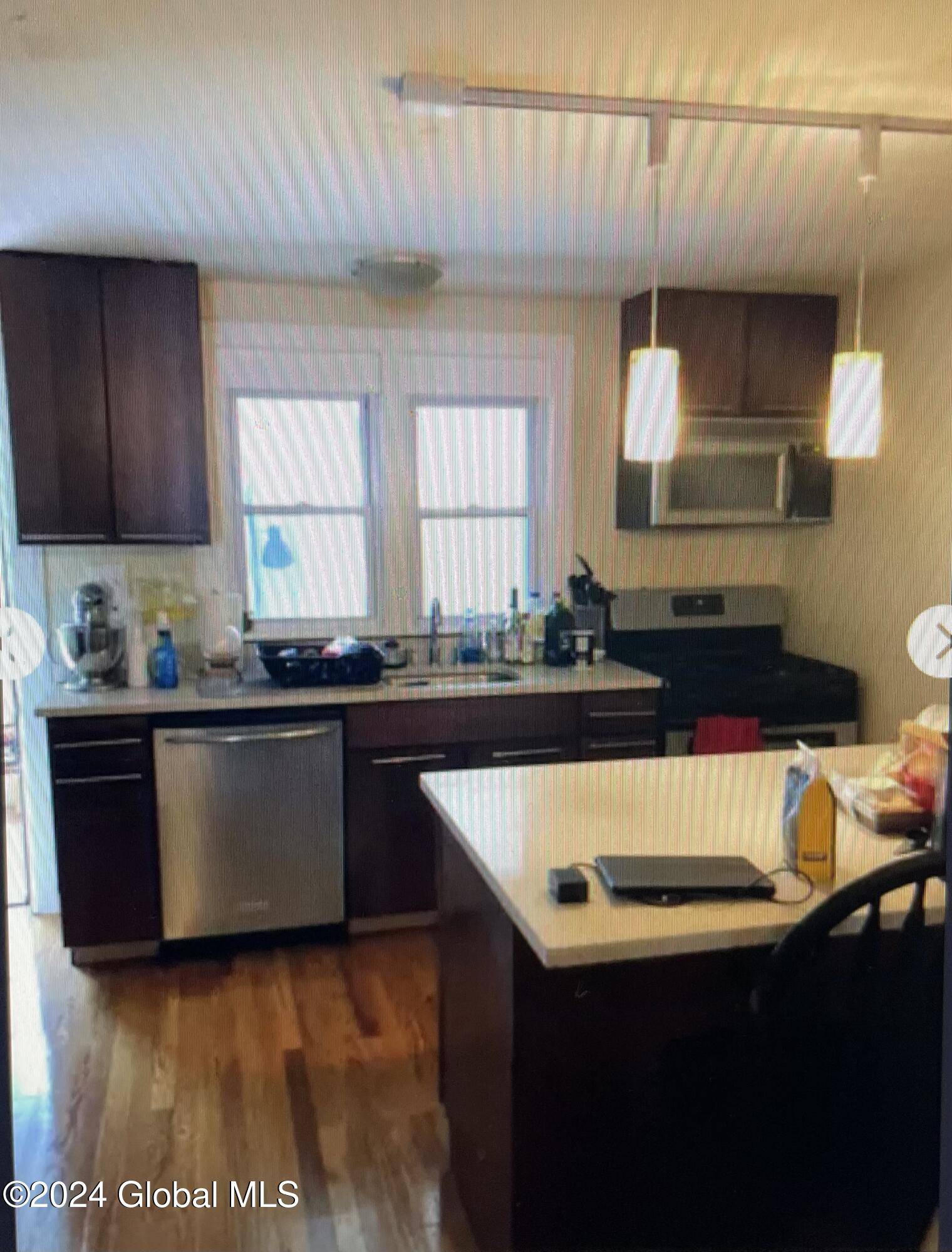 Albany, NY 12210,378 Hamilton Street