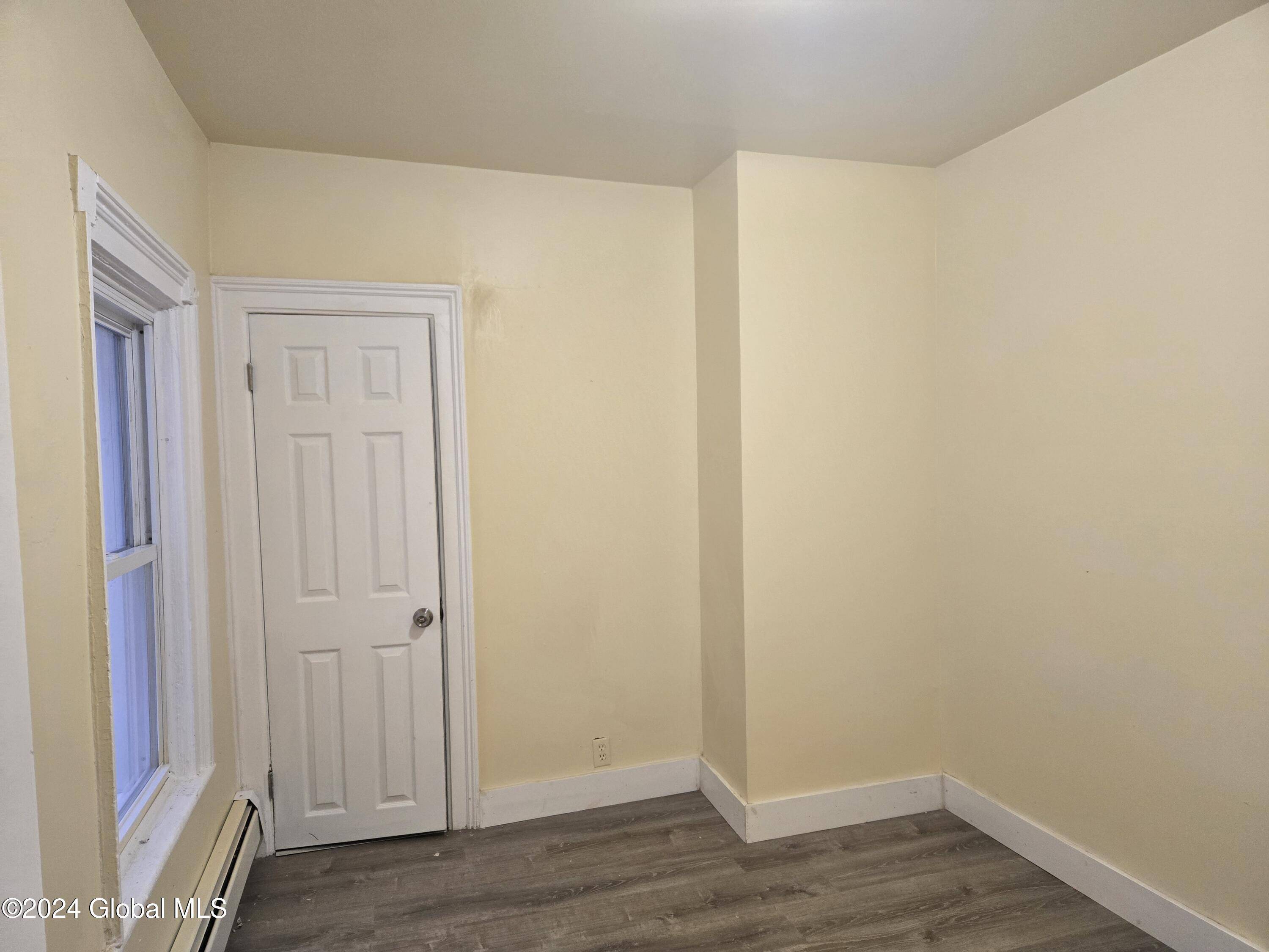 Albany, NY 12206,288 1st Street #Unit 2
