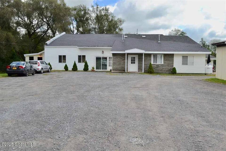 Perth, NY 12010,389 McKay Road