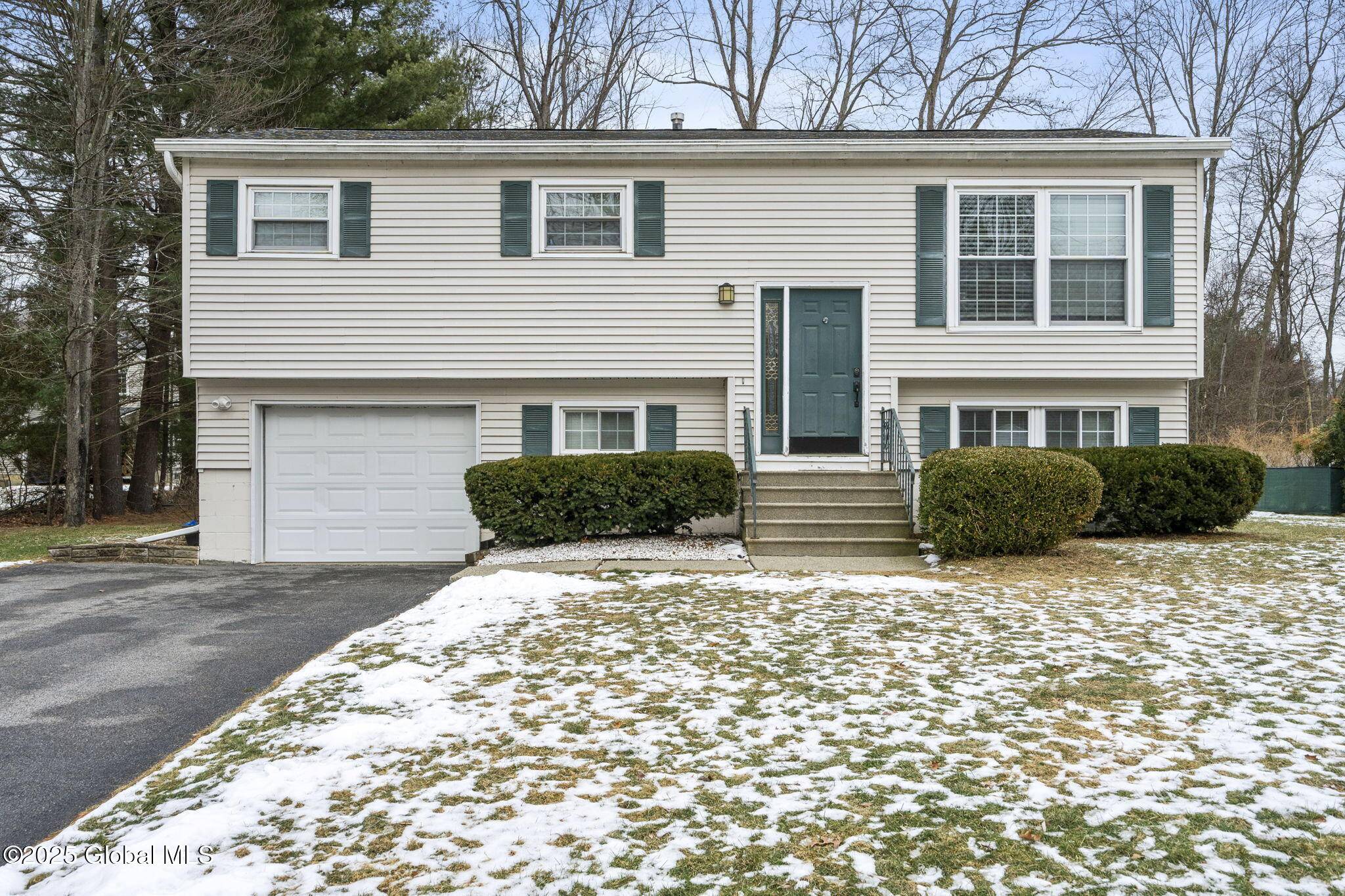 Clifton Park, NY 12065,53 Walnut Drive