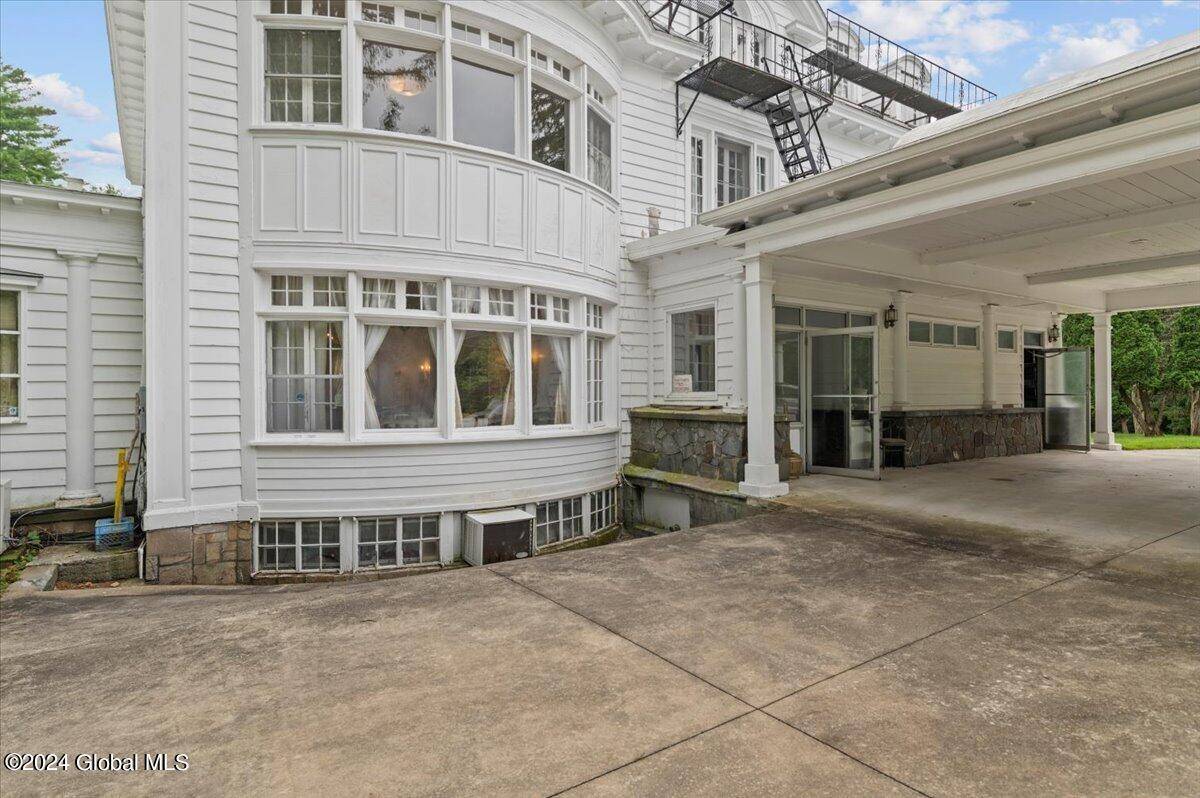 Saratoga Springs, NY 12866,2255 Ballston Avenue