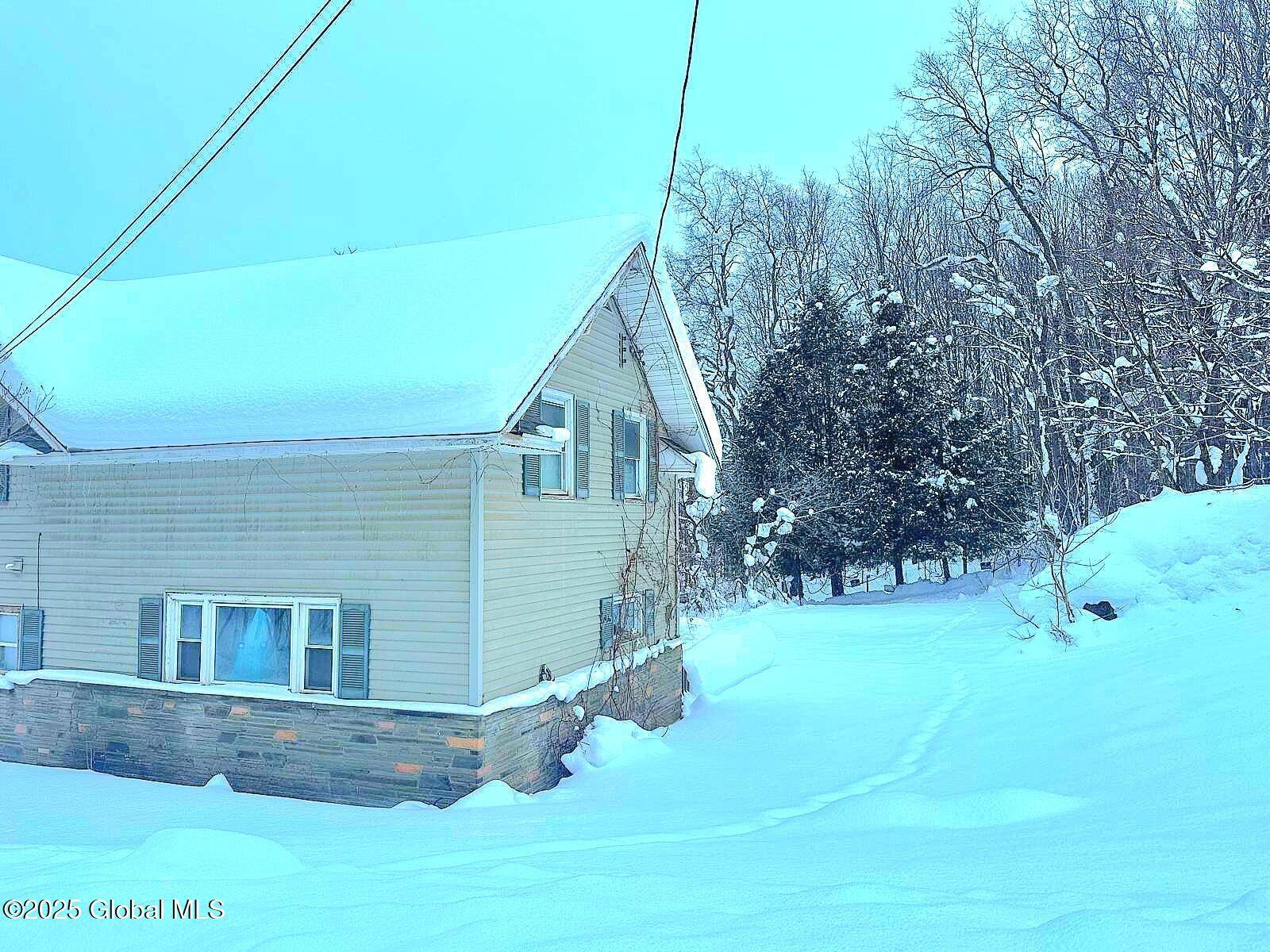 Cold Brook, NY 13324,4465 Military Road
