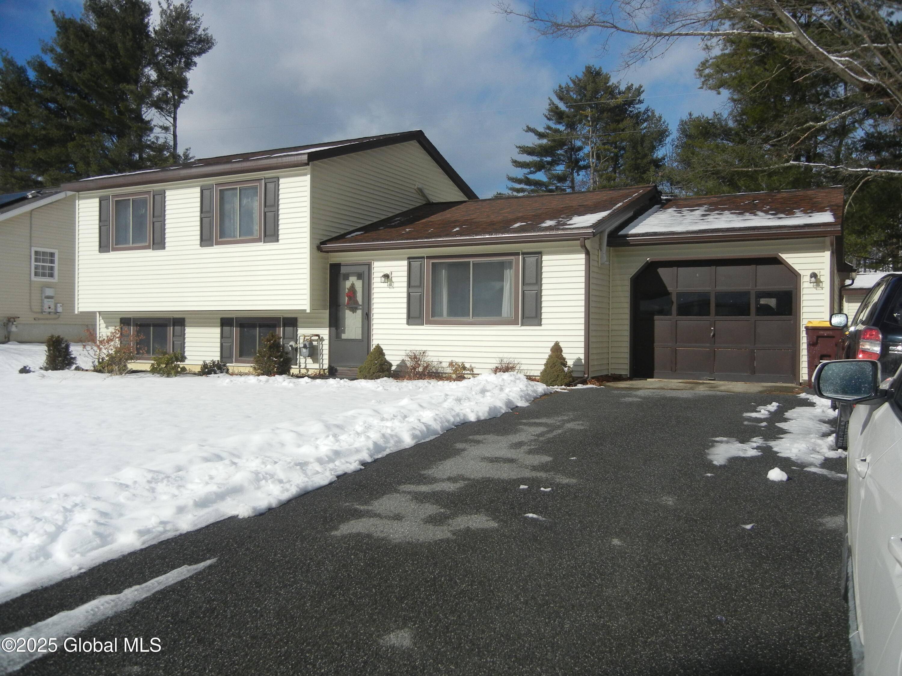 Queensbury, NY 12804,9 Zenas Drive