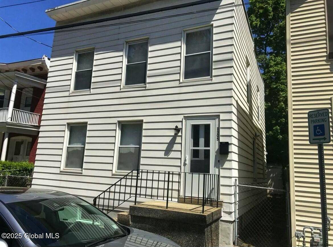 Troy, NY 12180,1305 Hutton Street