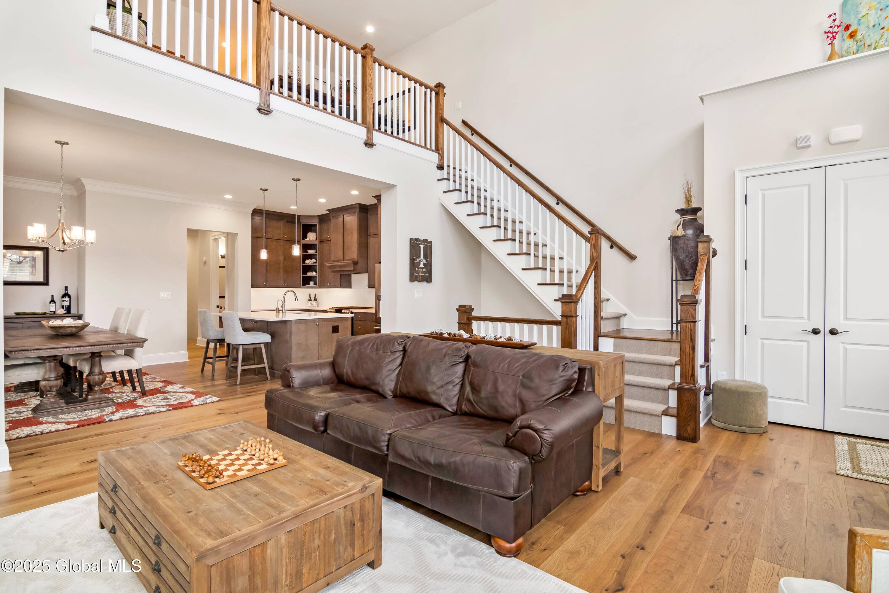 Saratoga Springs, Inside, NY 12866,17D Cherry Street
