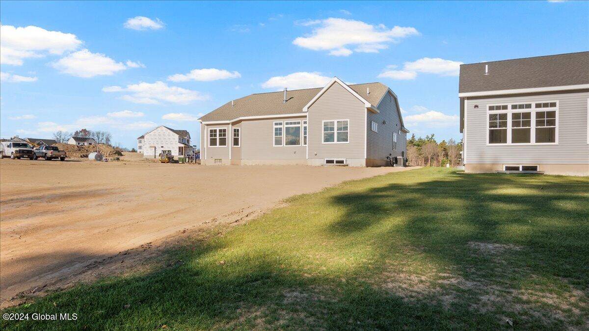Halfmoon, NY 12065,3 Blue Ridge Drive