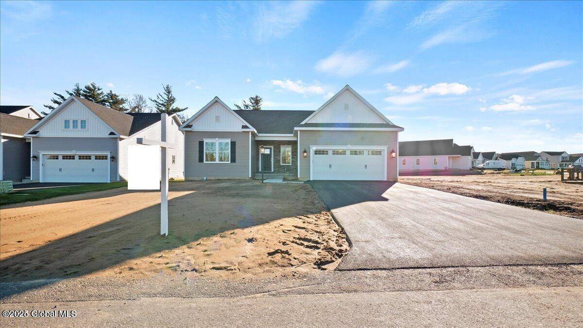 Halfmoon, NY 12065,3 Blue Ridge Drive
