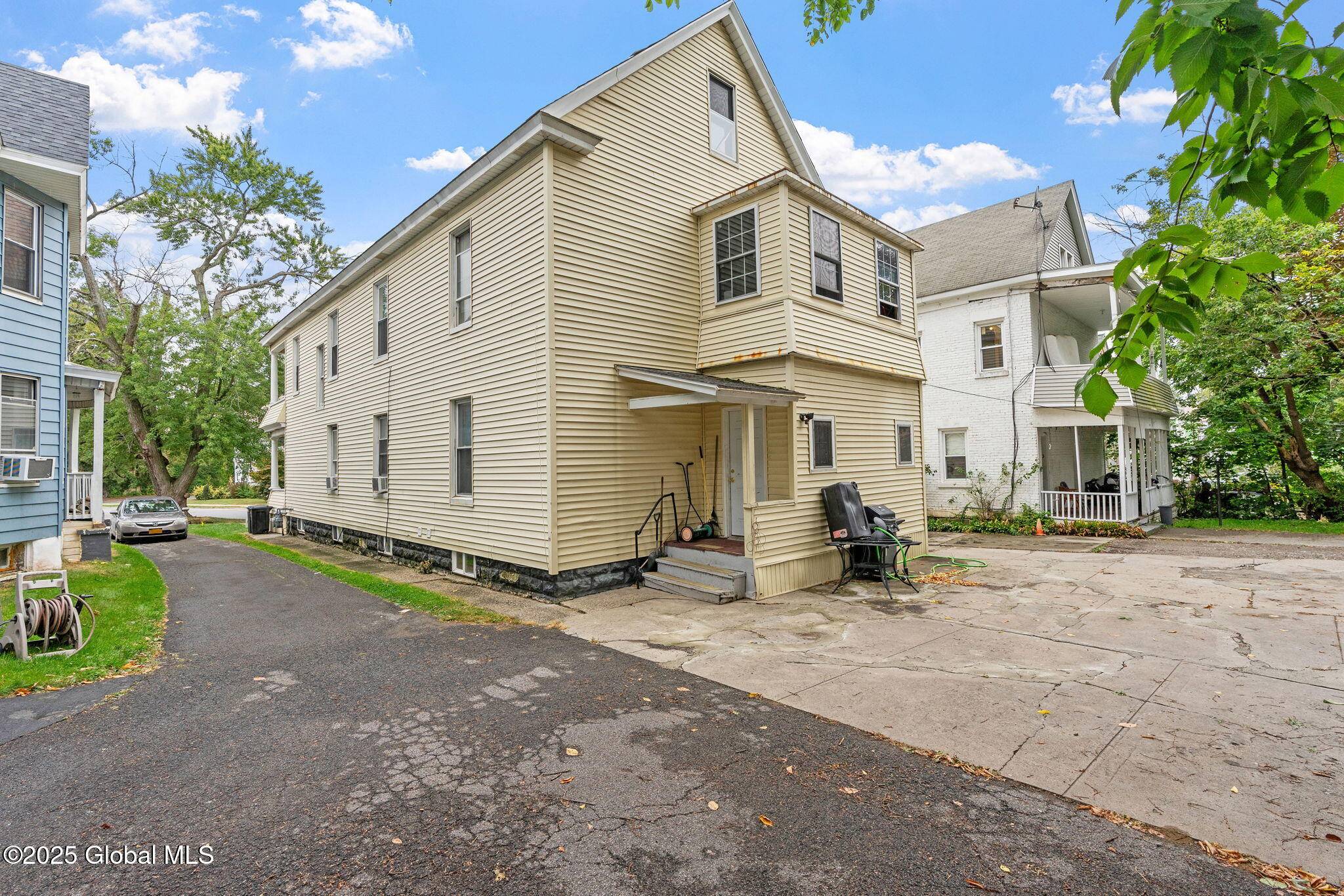 Schenectady, NY 12308,1491 Rugby Road