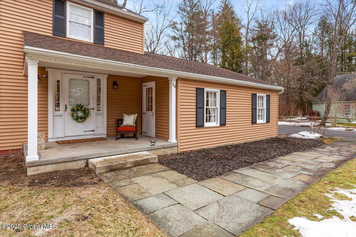 Bethlehem, NY 12077,28 E Bayberry Road