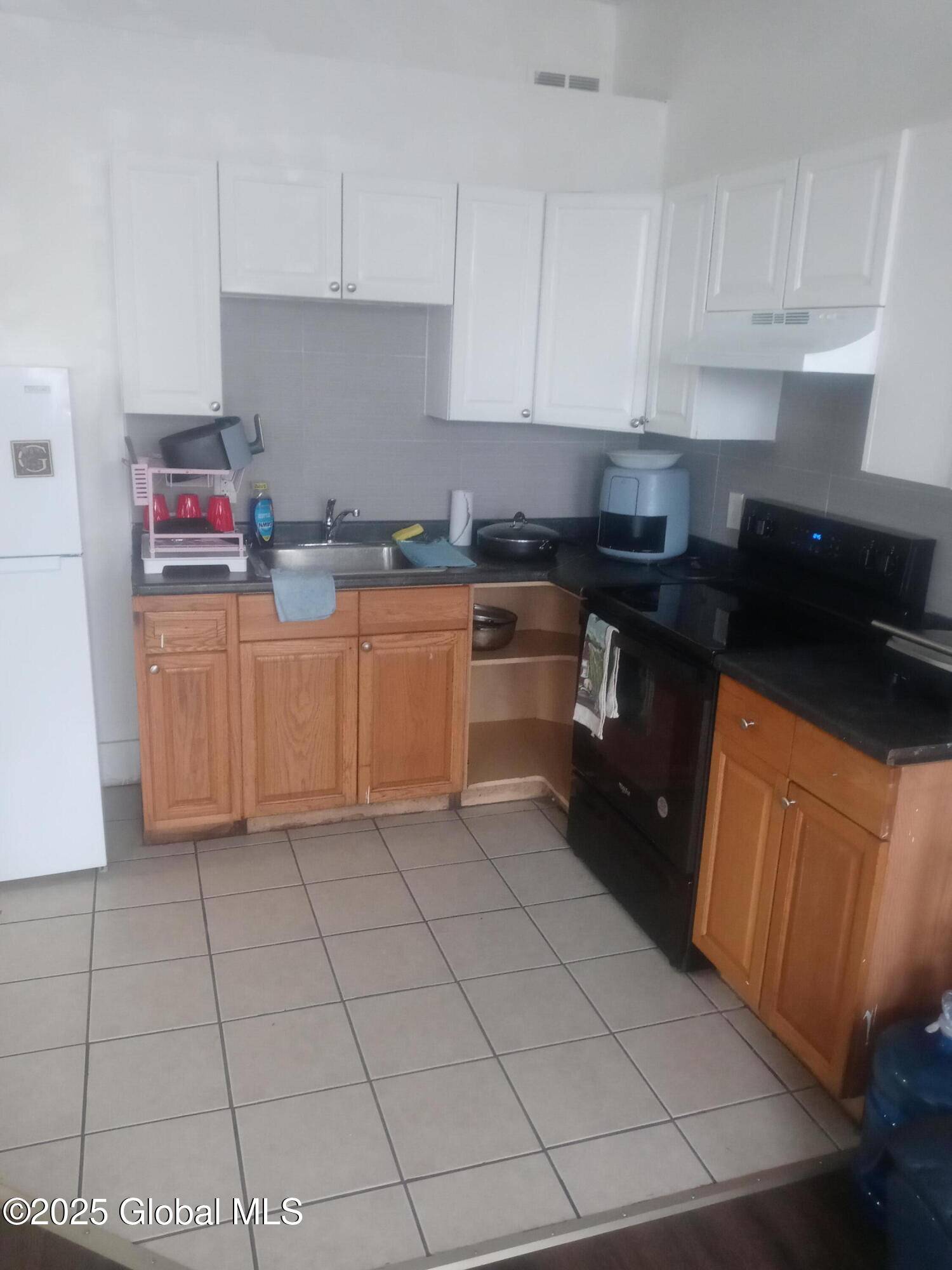Albany, NY 12206,423 Clinton Avenue