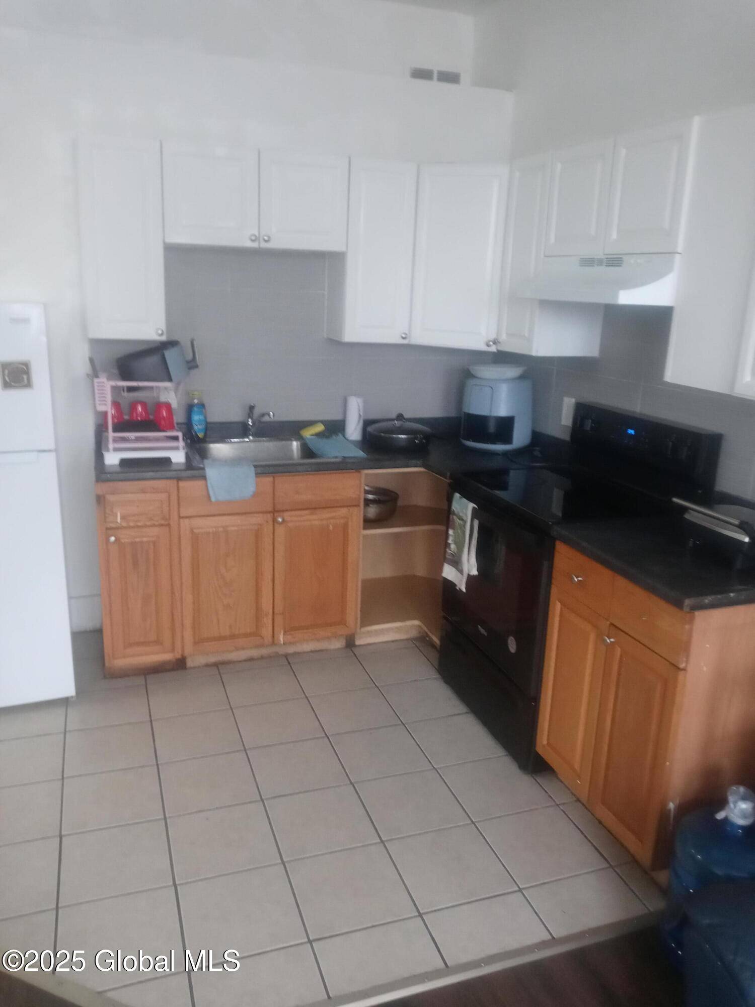 Albany, NY 12206,423 Clinton Avenue