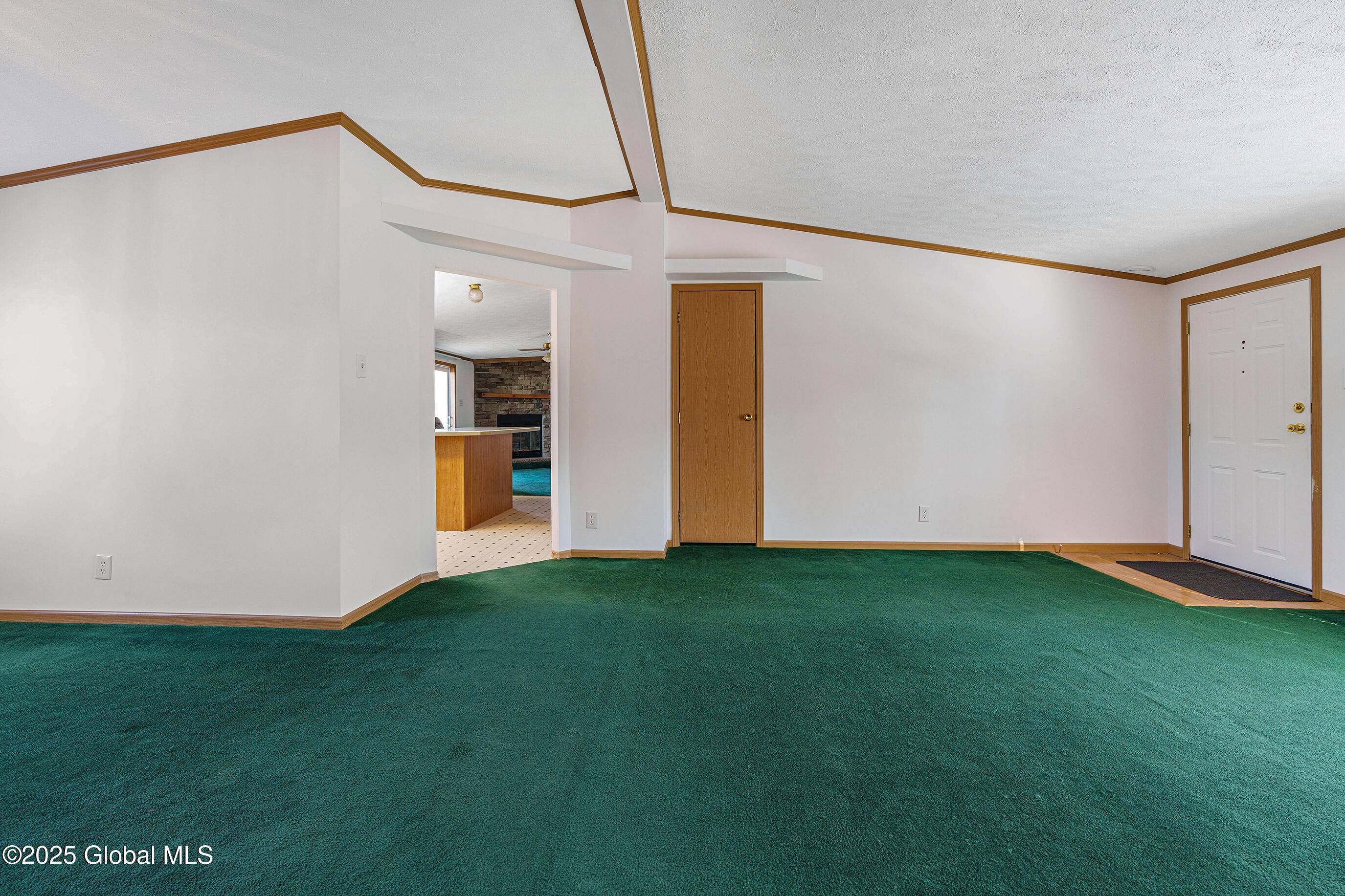 Cambridge, NY 12816,193 Horton Road