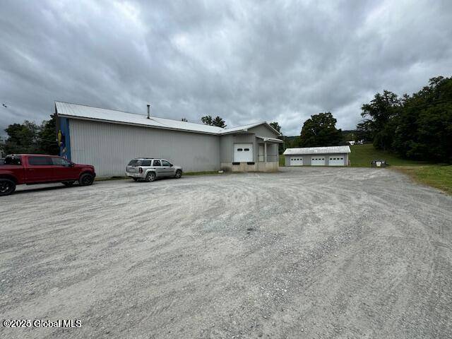 Hoosick Falls, NY 12090,21419 NY-22
