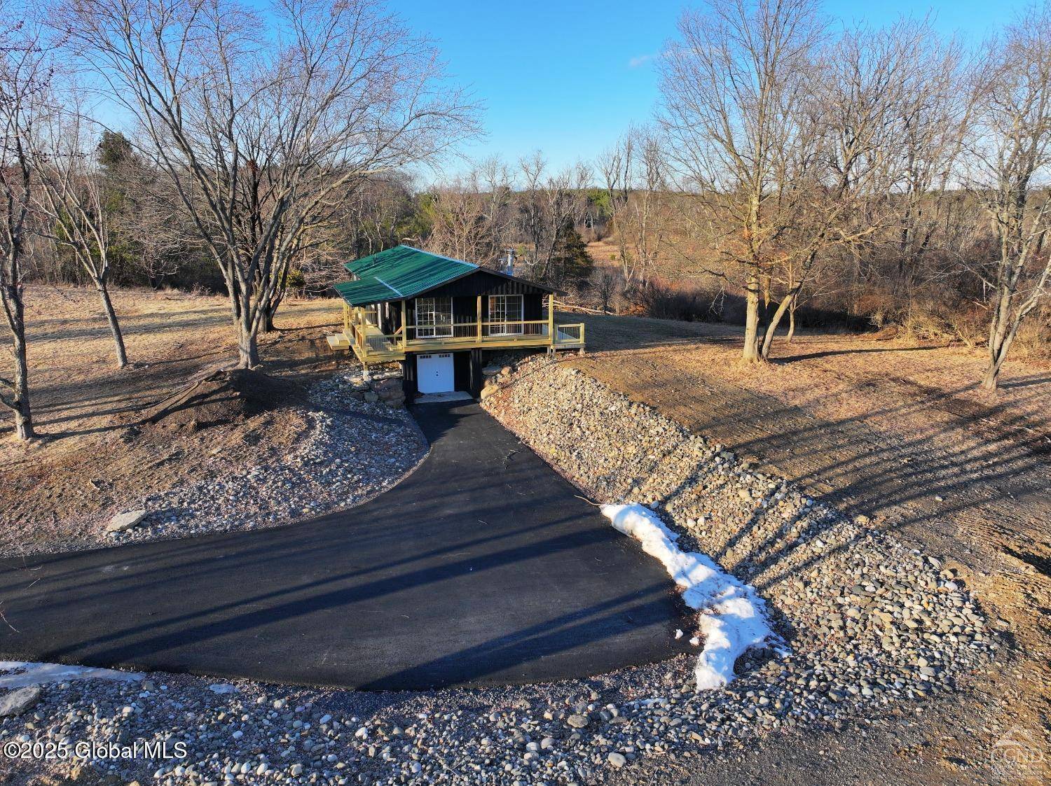 New Baltimore, NY 12087,1418 County Route 51