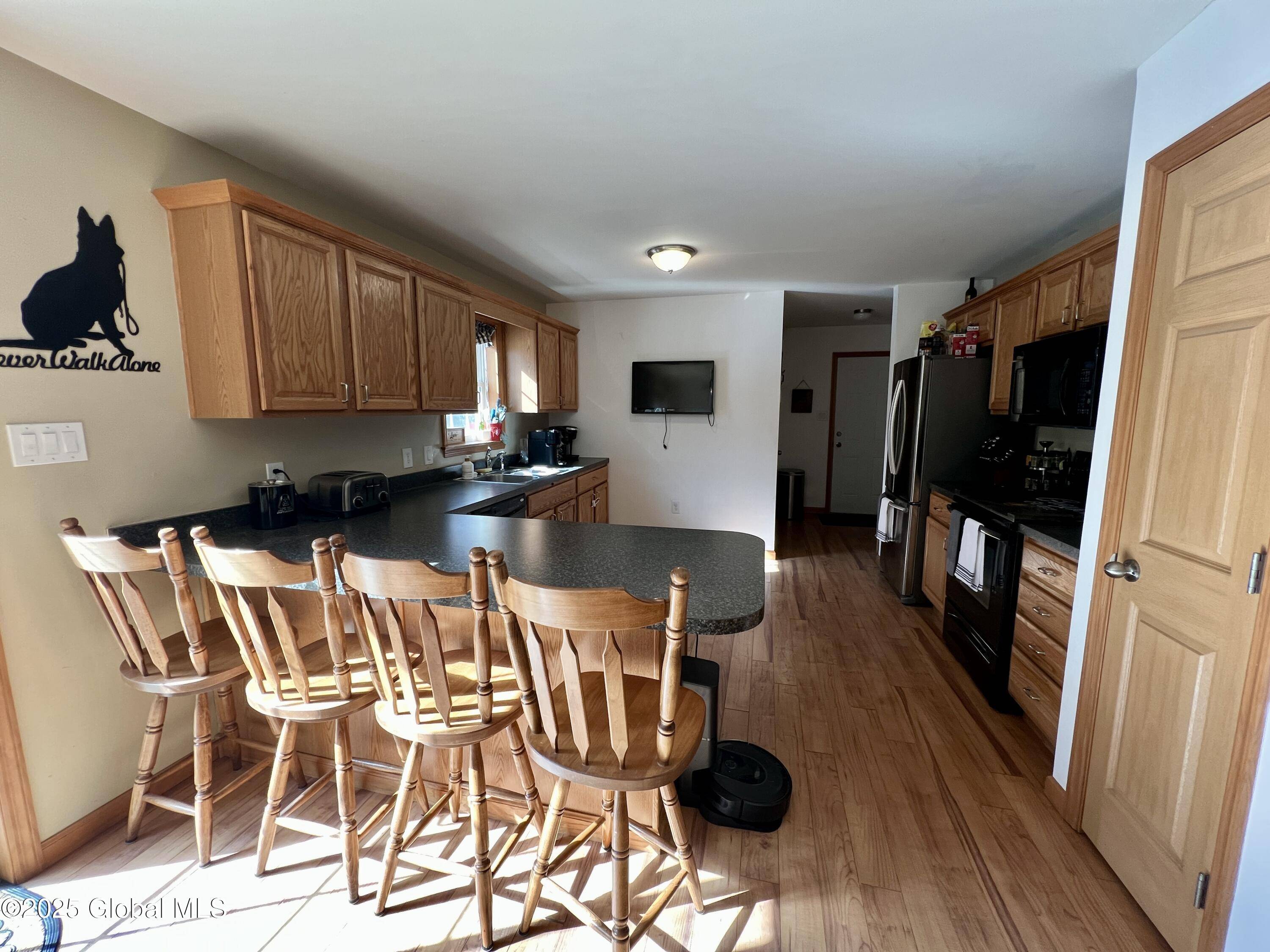 Charlton, NY 12020,2037 Amsterdam Road