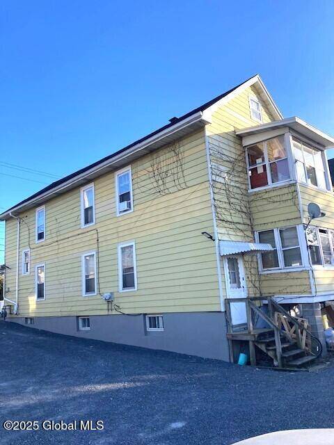 Troy, NY 12180,2373 Burdett Avenue