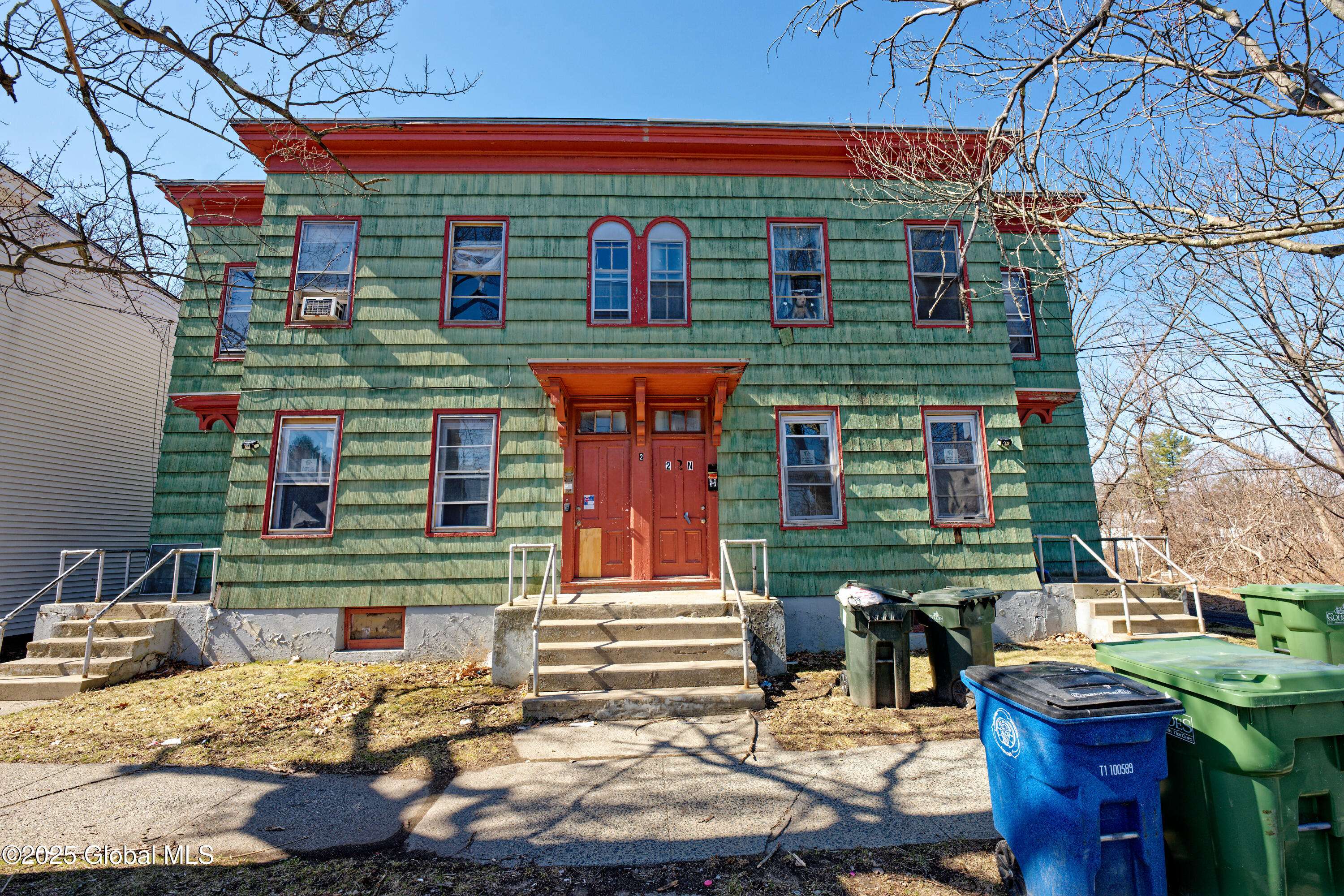 Cohoes, NY 12047,2 Garner Street