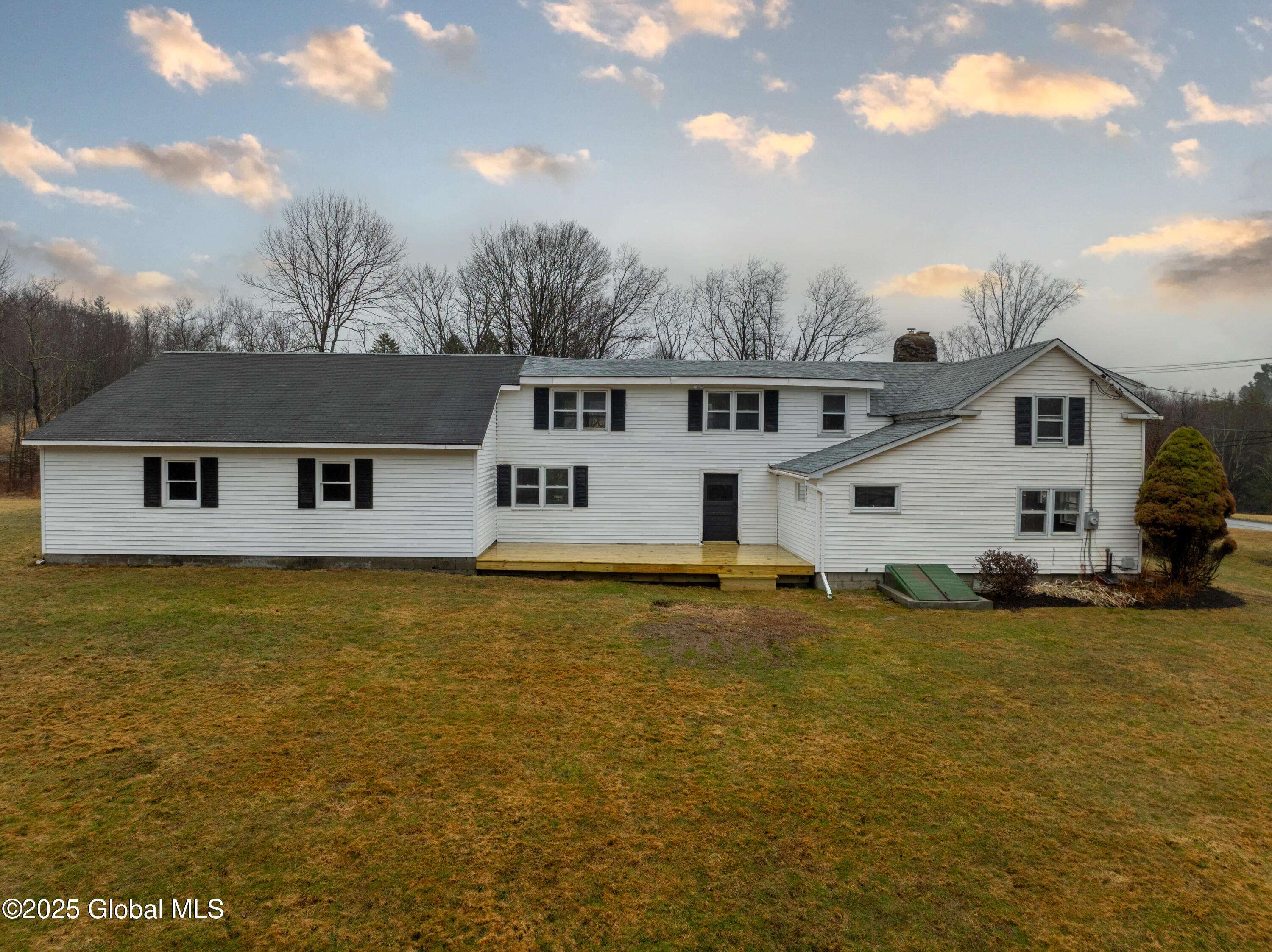 Poestenkill, NY 12018,83 Blue Factory Road