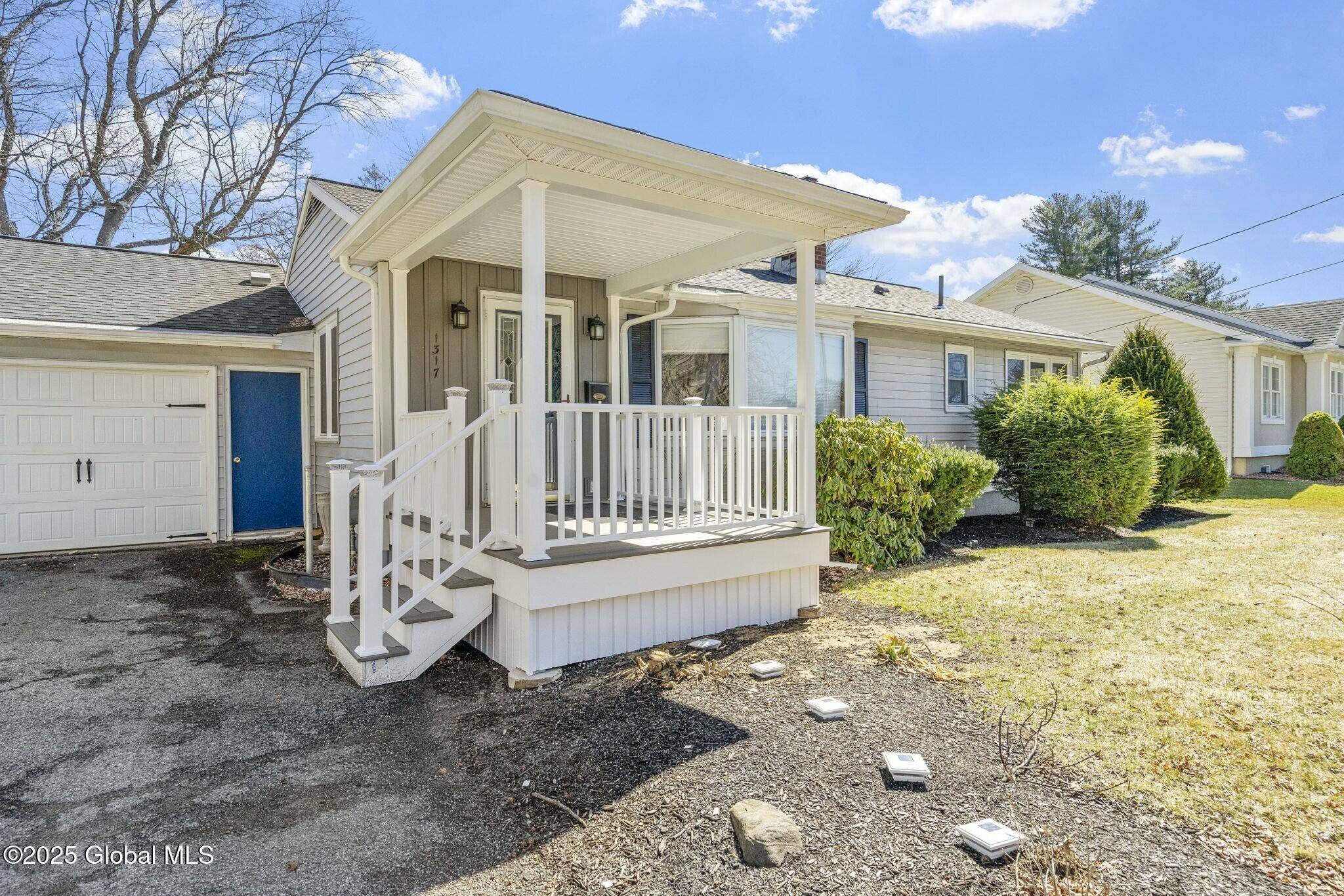 Rotterdam, NY 12306,1317 Floral Avenue